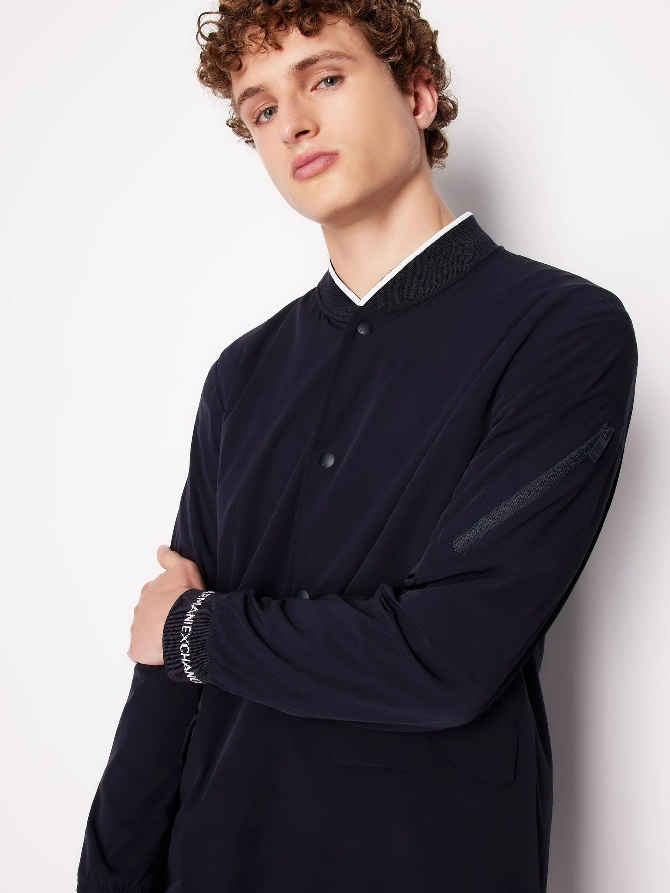 Піджаки Armani Exchange модель 3DZGL1-ZN3GZ-1583 Піджаки Armani Exchange модель 3DZGL1-ZN3GZ-1583 Фото