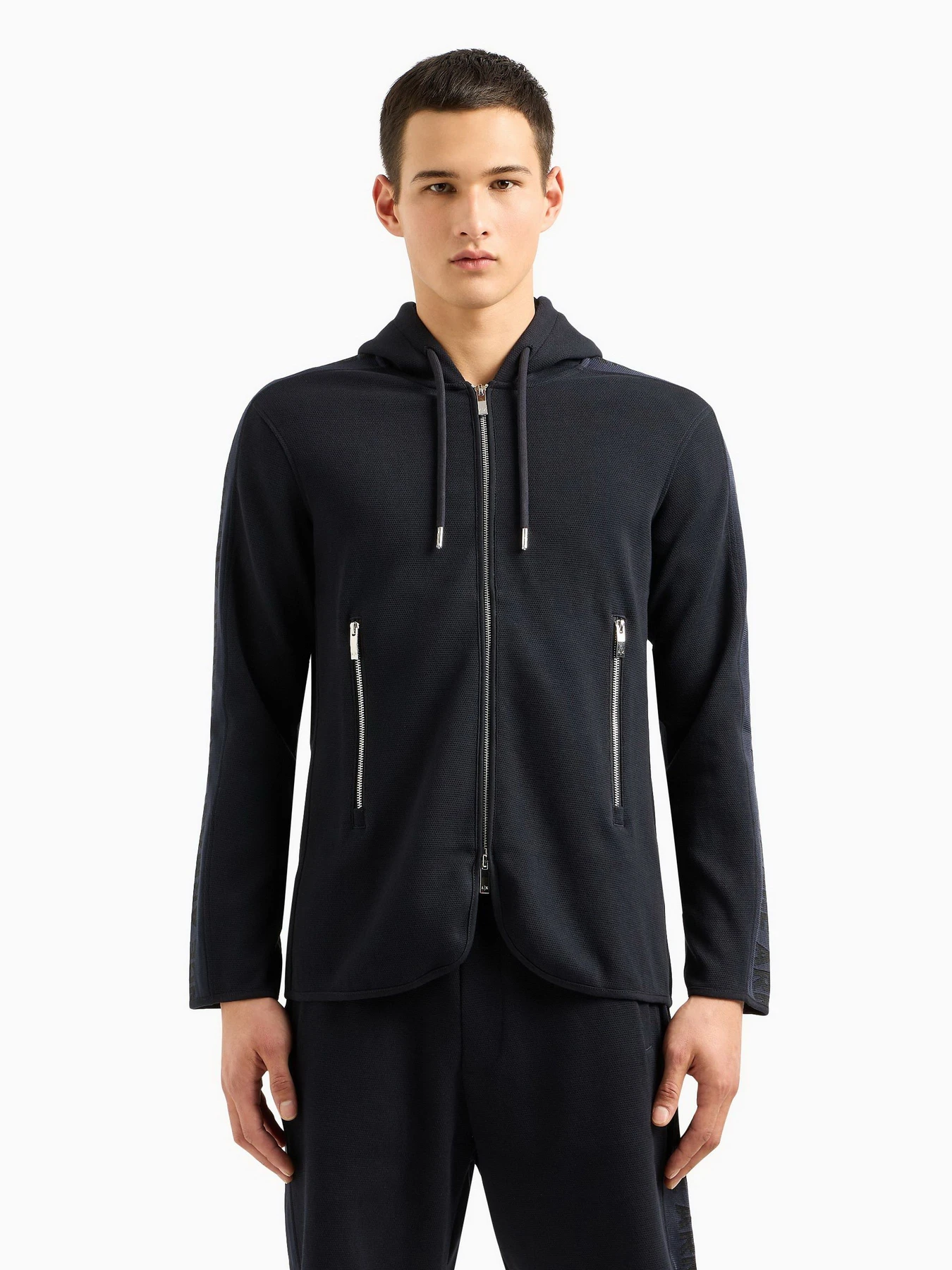 Пиджаки Armani Exchange модель 3DZGLA-ZJLGZ-1583 Пиджаки Armani Exchange модель 3DZGLA-ZJLGZ-1583 Фото