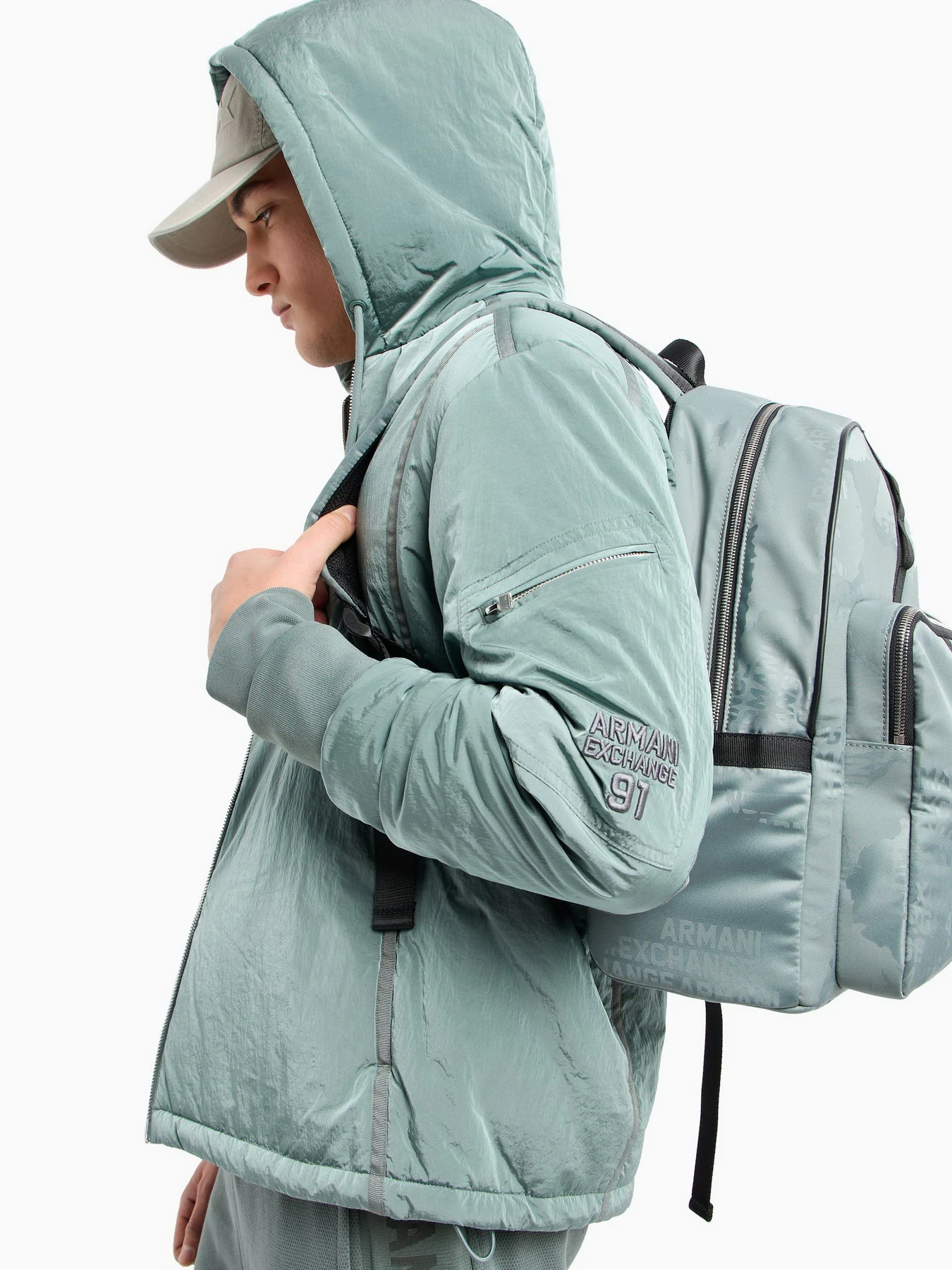 Худи и свитшоты Armani Exchange модель 3DZMLA-ZJLGZ-1888 Худи и свитшоты Armani Exchange модель 3DZMLA-ZJLGZ-1888 Фото