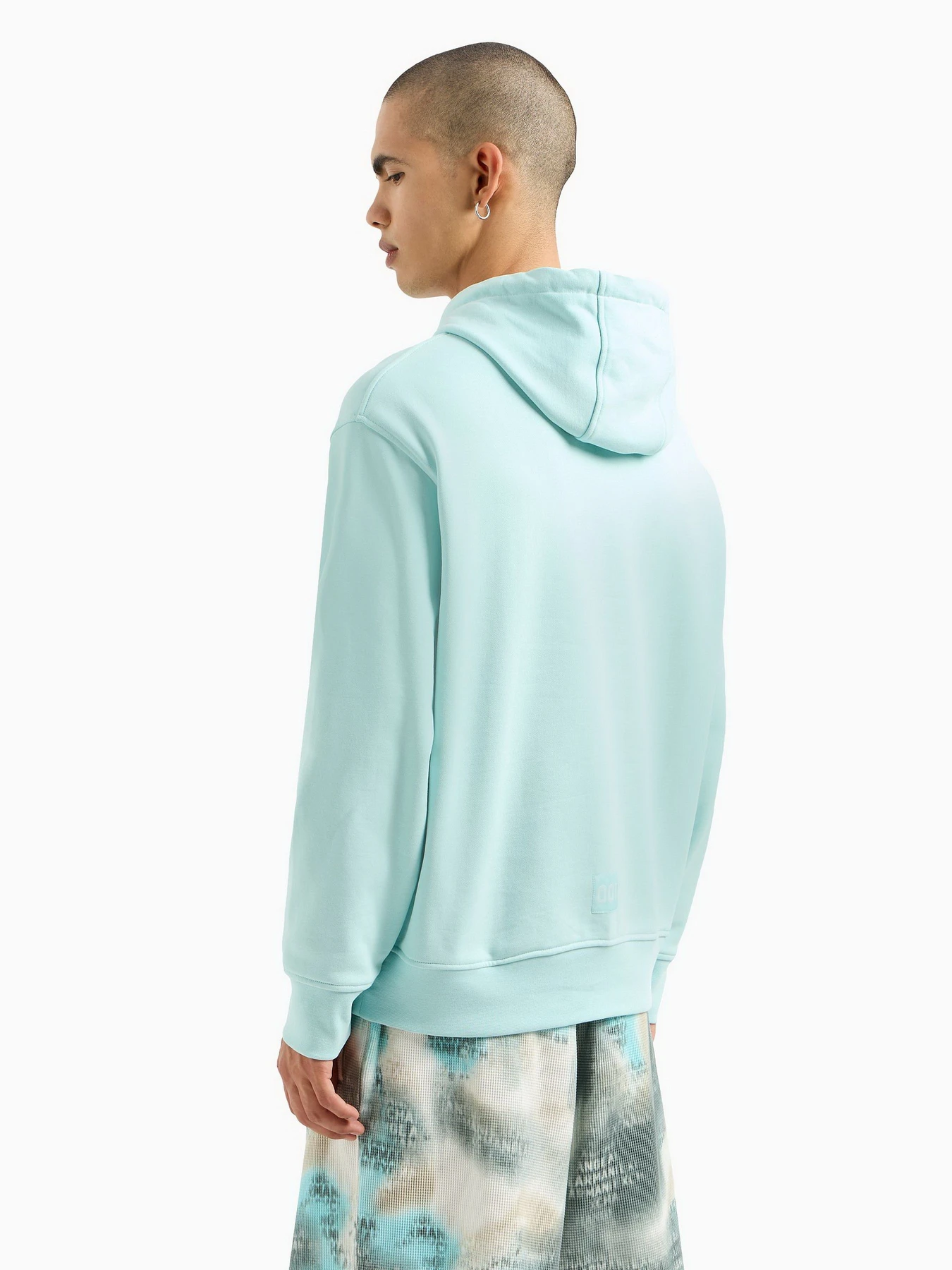 Худи и свитшоты Armani Exchange модель 3DZMLE-ZJ4XZ-15CY Худи и свитшоты Armani Exchange модель 3DZMLE-ZJ4XZ-15CY Фото