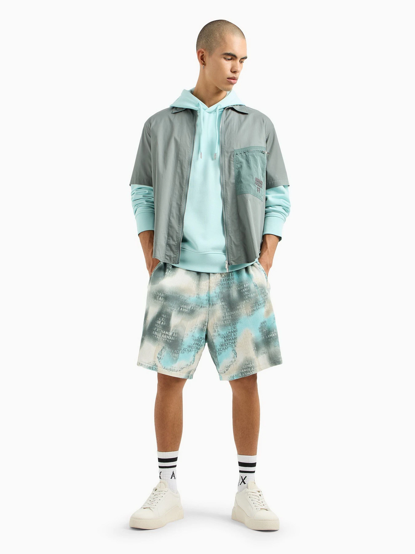 Худи и свитшоты Armani Exchange модель 3DZMLE-ZJ4XZ-15CY Худи и свитшоты Armani Exchange модель 3DZMLE-ZJ4XZ-15CY Фото