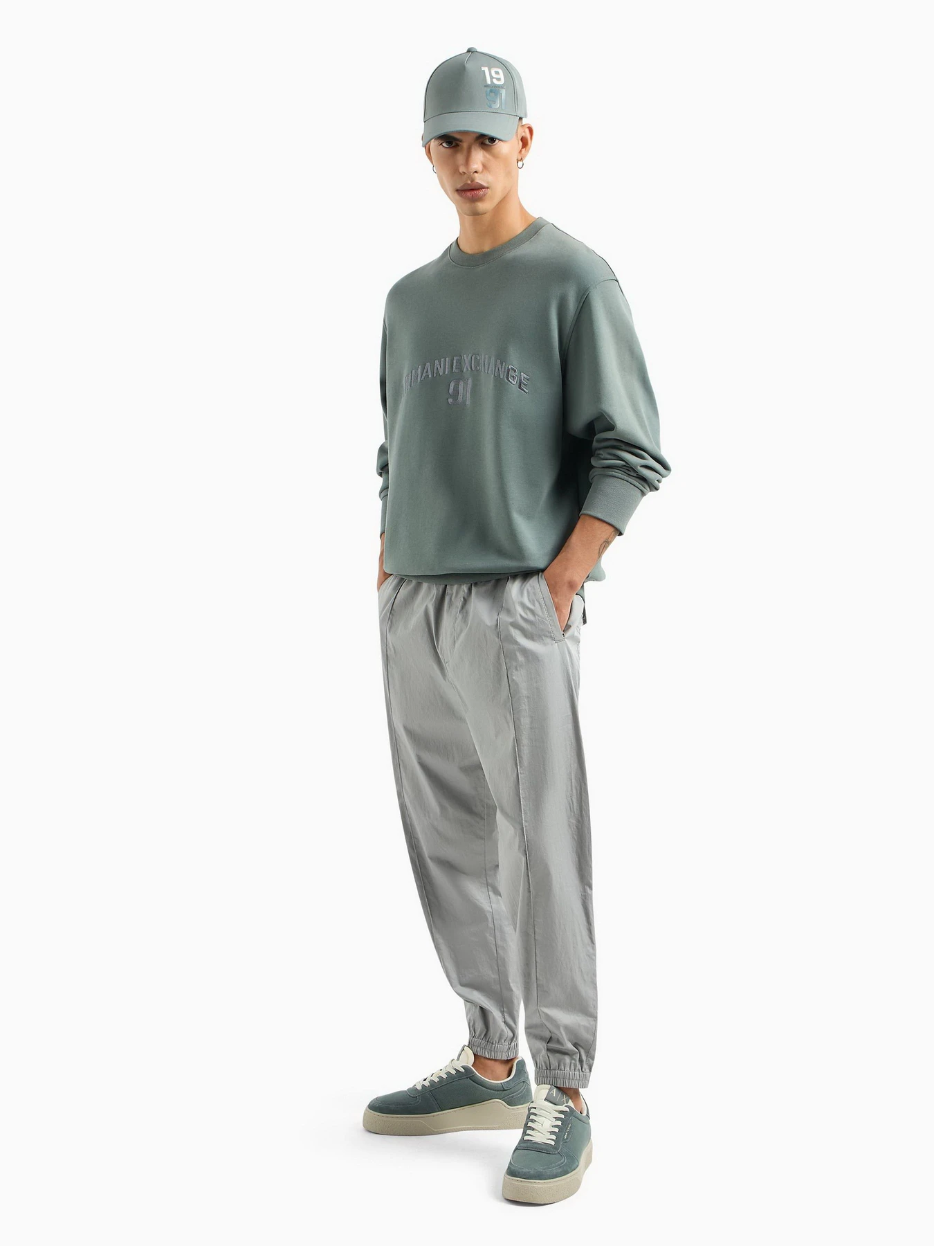 Худи и свитшоты Armani Exchange модель 3DZMLK-ZJ4XZ-1888 Худи и свитшоты Armani Exchange модель 3DZMLK-ZJ4XZ-1888 Фото
