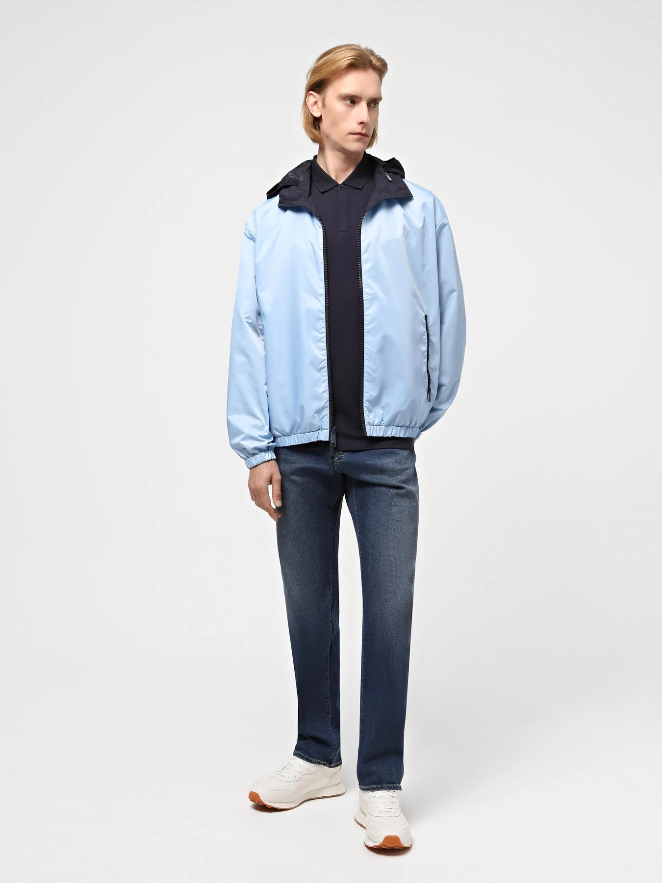 Куртки и дубленки Armani Exchange модель 3DZB06-ZNB7Z-65BN Куртки и дубленки Armani Exchange модель 3DZB06-ZNB7Z-65BN Фото