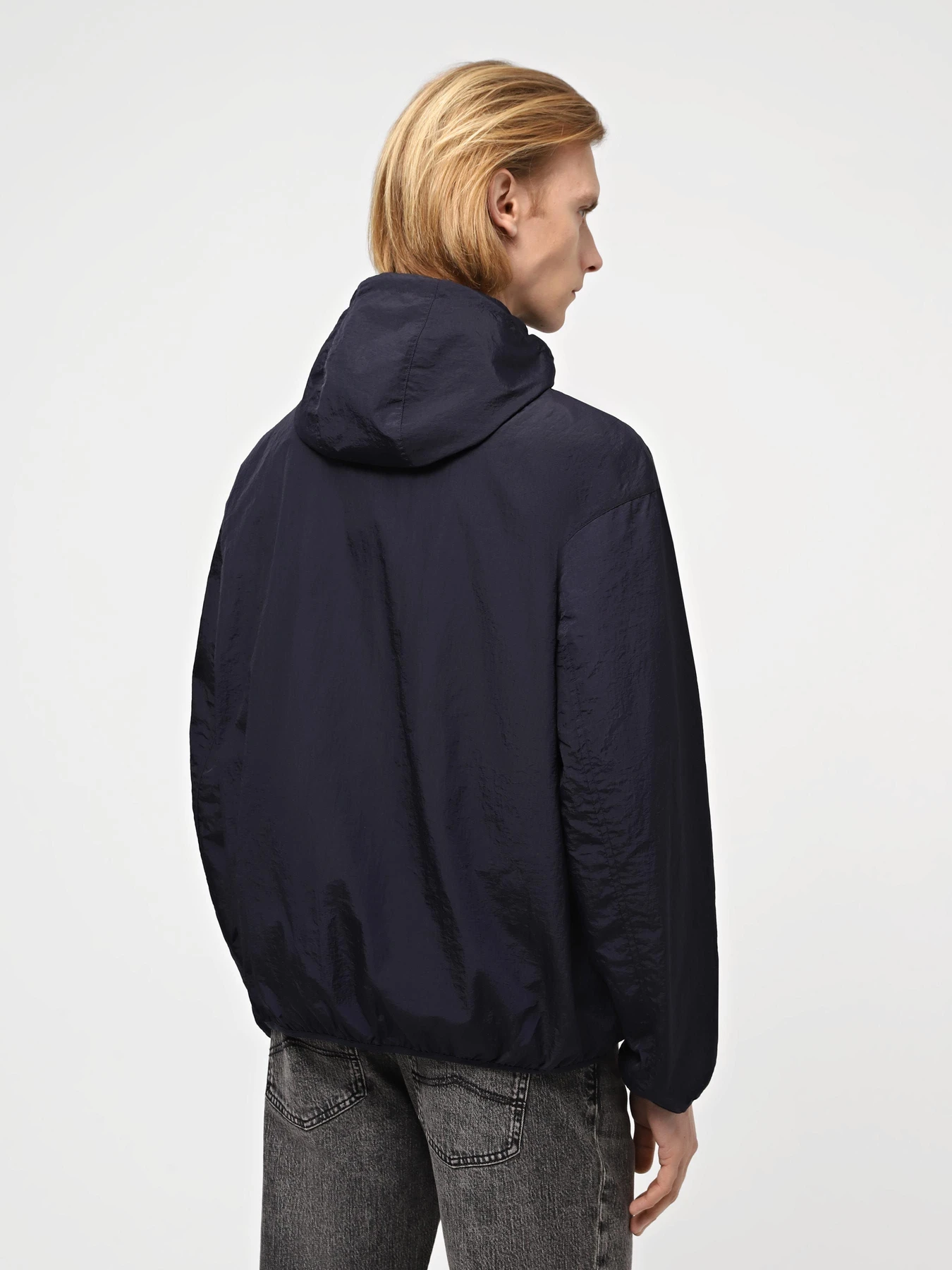 Куртки и дубленки Armani Exchange модель 3DZB12-ZN3OZ-65BH Куртки и дубленки Armani Exchange модель 3DZB12-ZN3OZ-65BH Фото