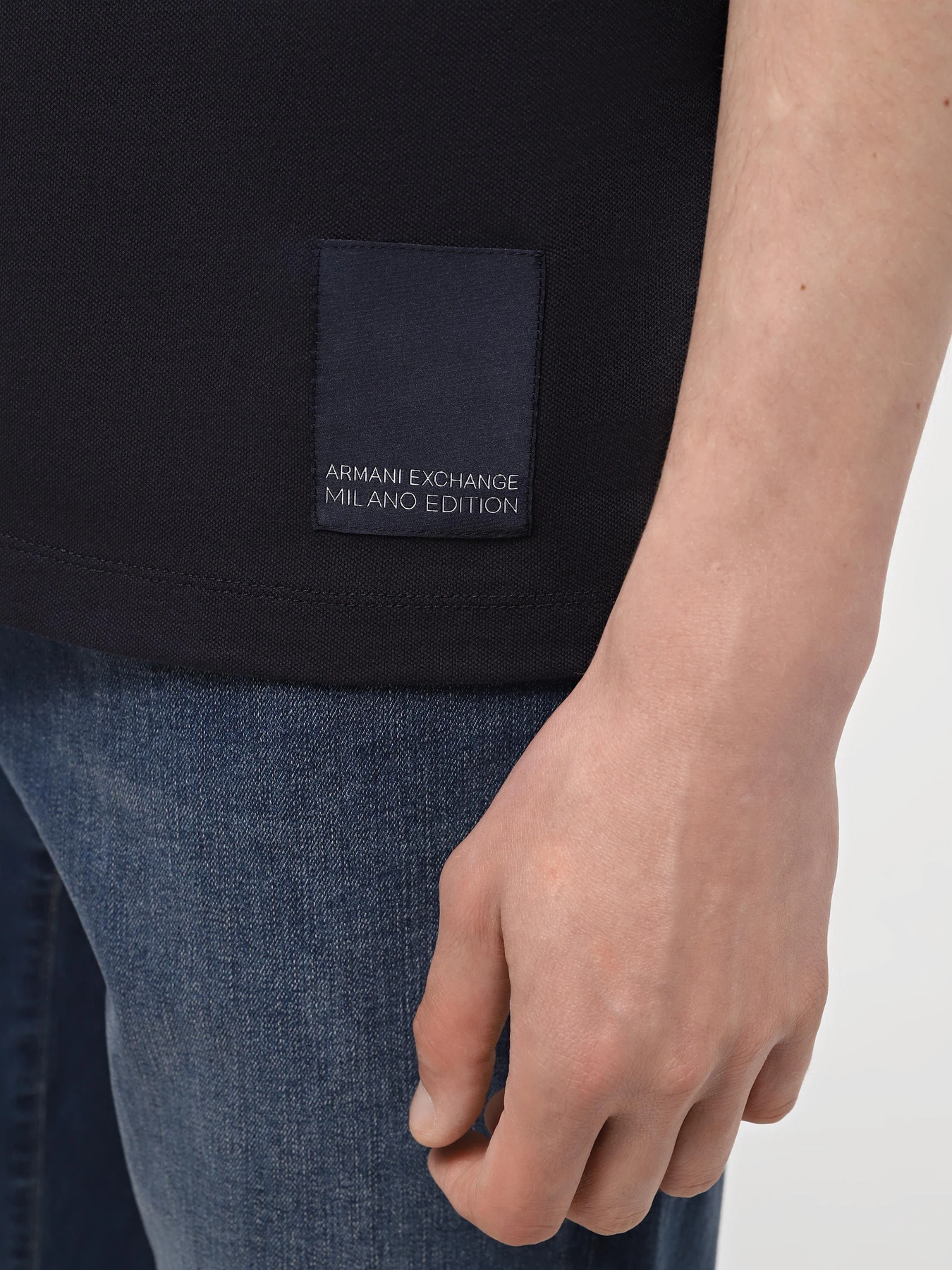 Футболки и поло Armani Exchange модель 3DZFHH-ZJXHZ-15CX Футболки и поло Armani Exchange модель 3DZFHH-ZJXHZ-15CX Фото