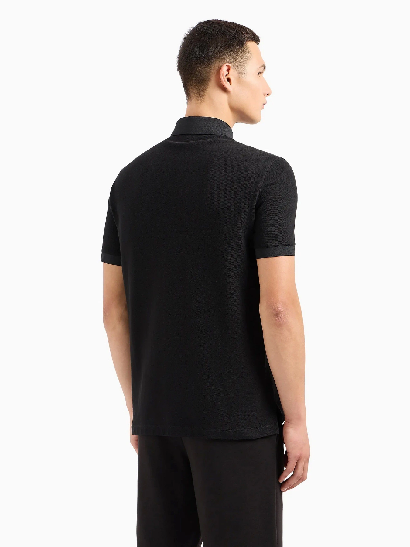 Футболки і поло Armani Exchange модель 3DZFSB-ZJM5Z-1200 Футболки і поло Armani Exchange модель 3DZFSB-ZJM5Z-1200 Фото
