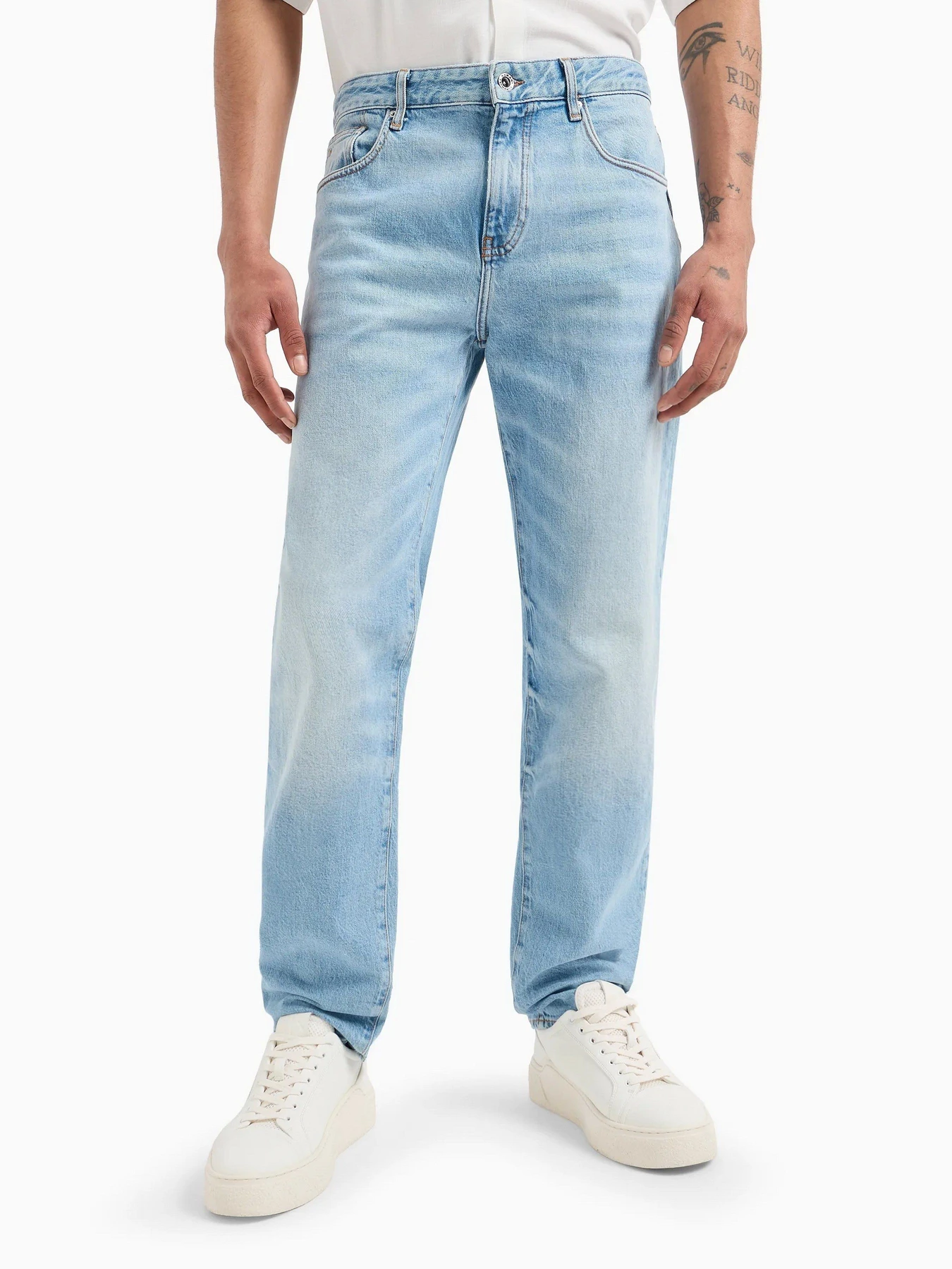 Джинсы Armani Exchange модель 3DZJ13-Z1YFZ-1500 Джинсы Armani Exchange модель 3DZJ13-Z1YFZ-1500 Фото