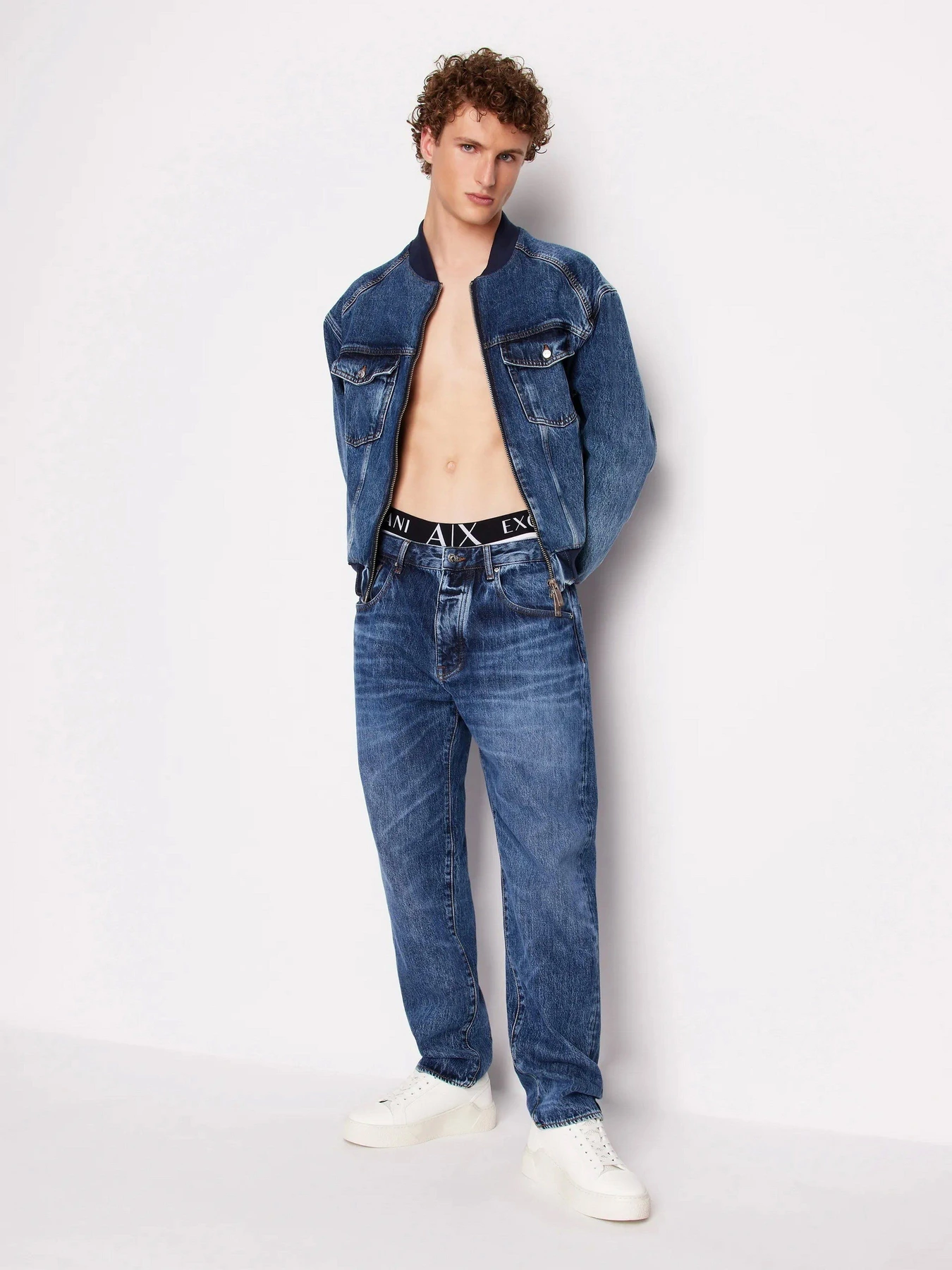 Джинсы Armani Exchange модель 3DZJ82-Z1Y4Z-1500 Фото