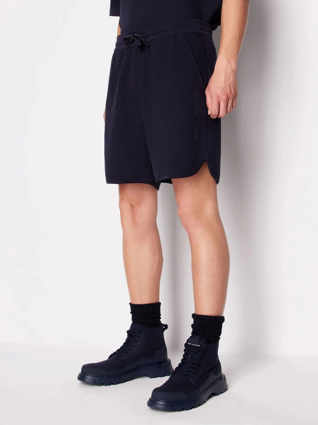 Шорты Armani Exchange модель 3DZSHA-ZJXQZ-15CX Шорты Armani Exchange модель 3DZSHA-ZJXQZ-15CX Фото