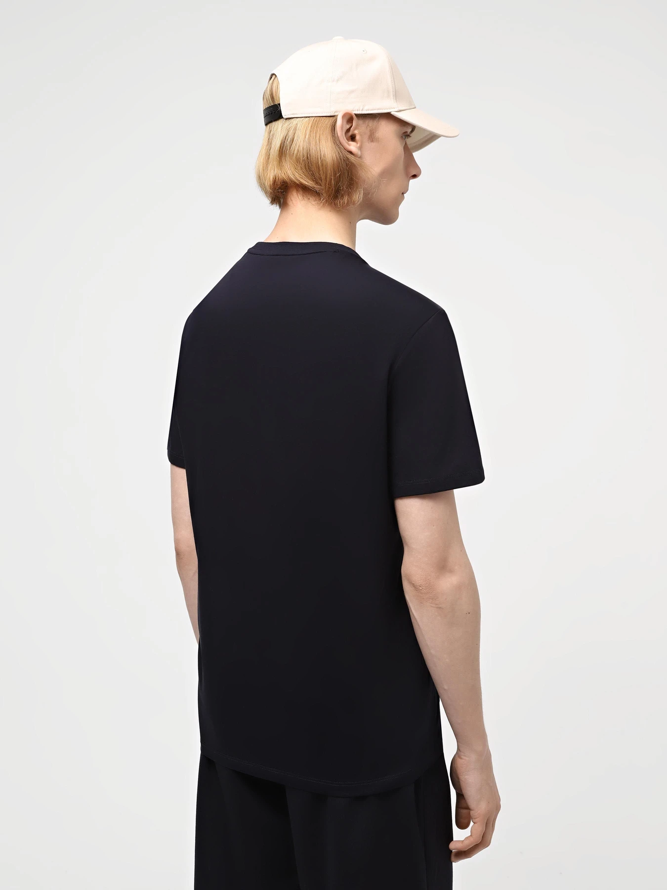 Футболки и поло Armani Exchange модель 3DZTSA-ZJ9AZ-1583 Фото
