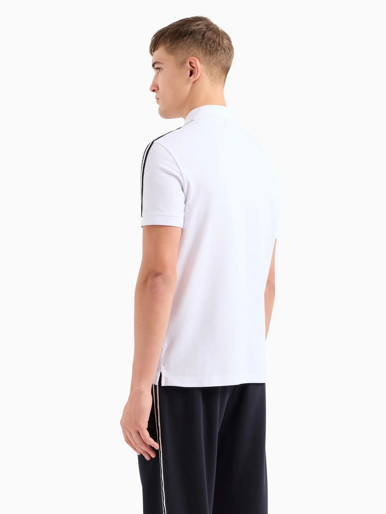 Футболки і поло Armani Exchange модель 8NZFSG-ZJ81Z-1100 Футболки і поло Armani Exchange модель 8NZFSG-ZJ81Z-1100 Фото