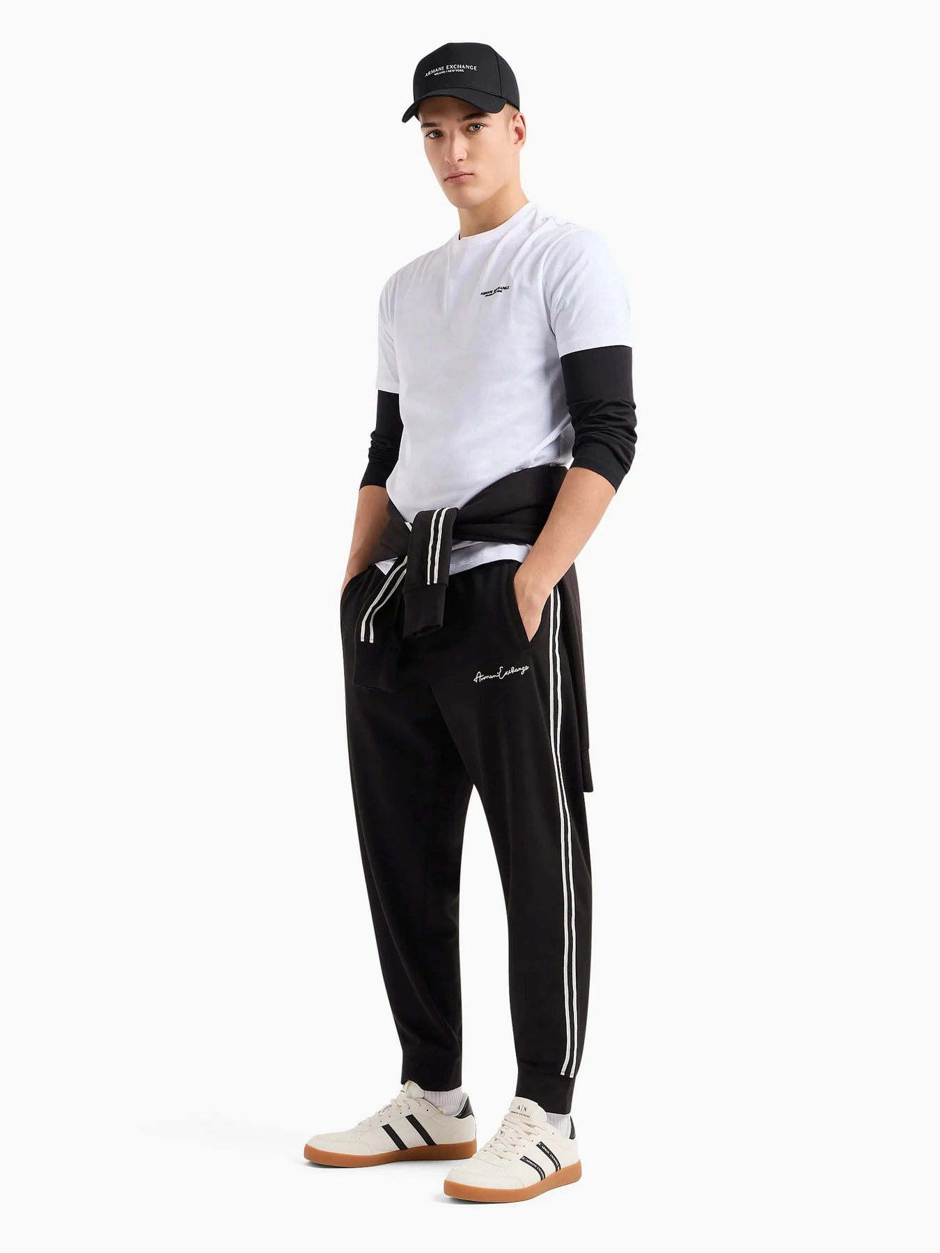 Футболки и поло Armani Exchange модель 8NZT91-Z8H4Z-1100 Футболки и поло Armani Exchange модель 8NZT91-Z8H4Z-1100 Фото