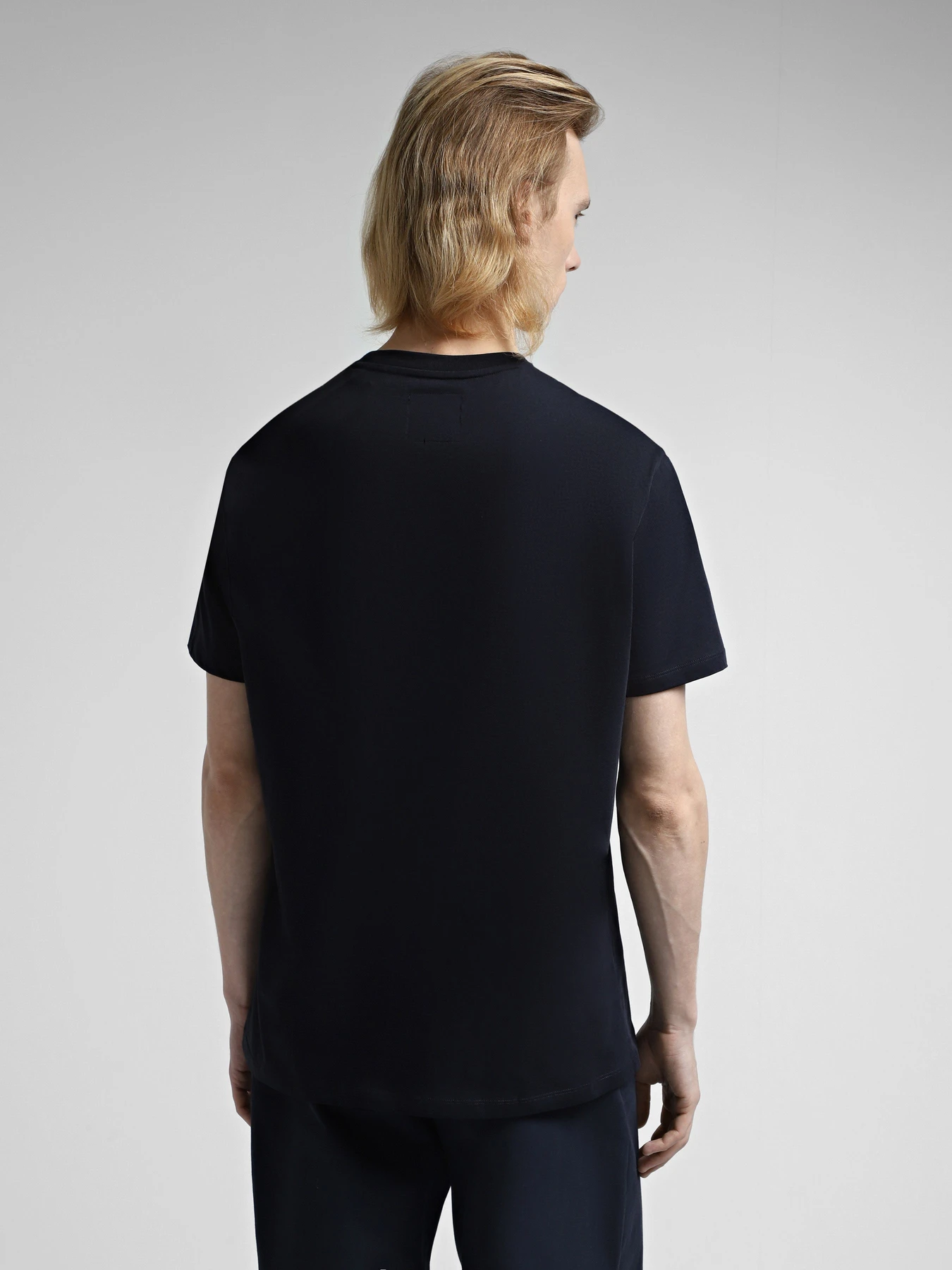 Футболки и поло Armani Exchange Icon Project модель 8NZTPR-ZJH4Z-1510 Футболки и поло Armani Exchange Icon Project модель 8NZTPR-ZJH4Z-1510 Фото