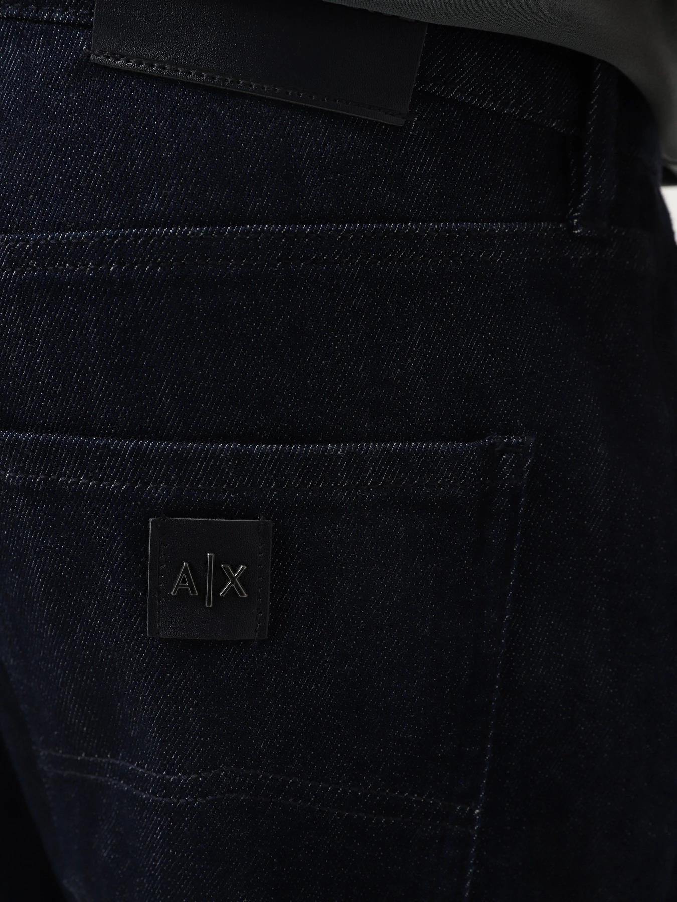 Джинсы Armani Exchange модель 3DZJ13-Z1XKZ-25FR Фото