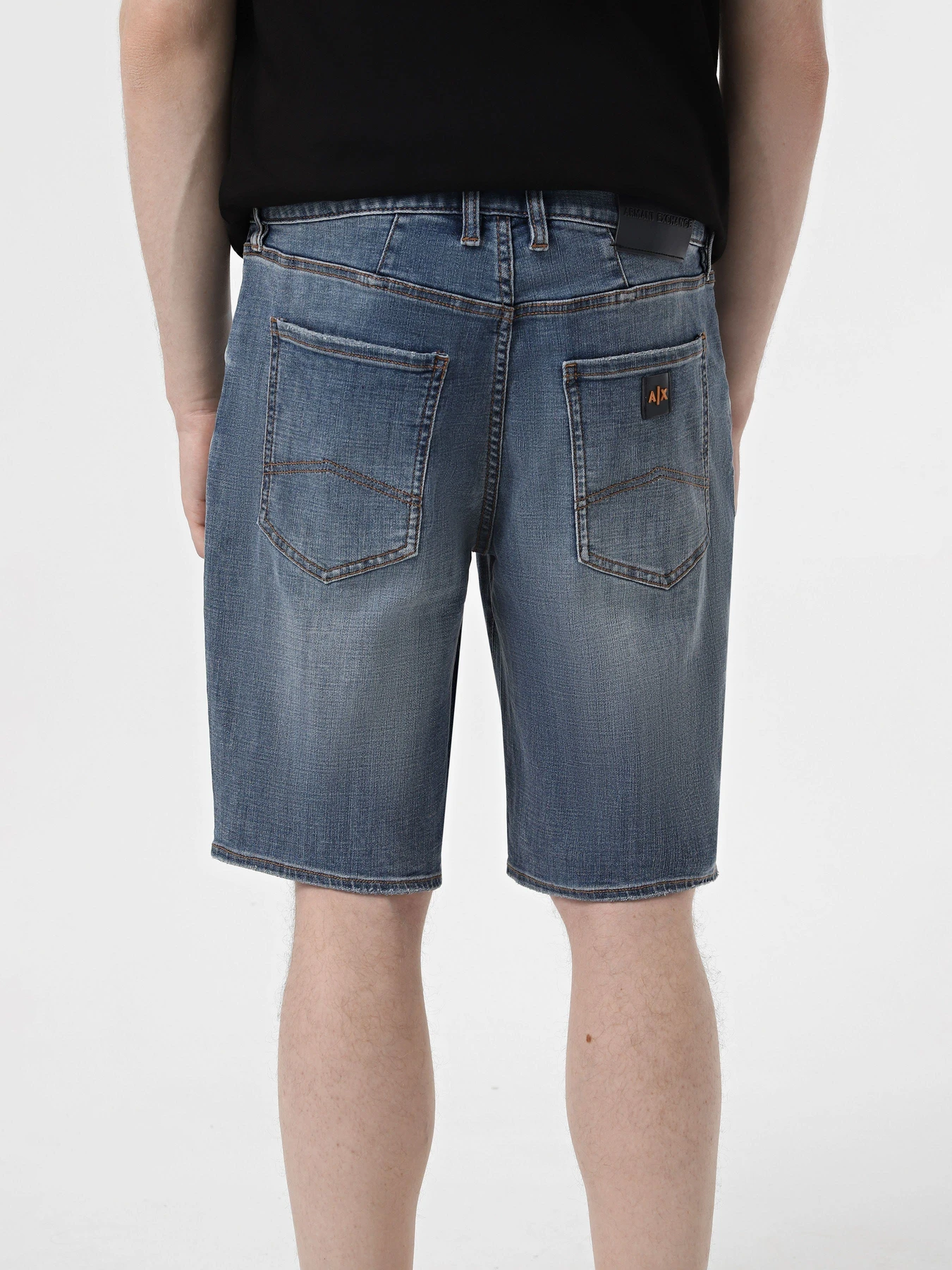 Шорты Armani Exchange модель 3DZJ65-Z1XBZ-1500 Фото