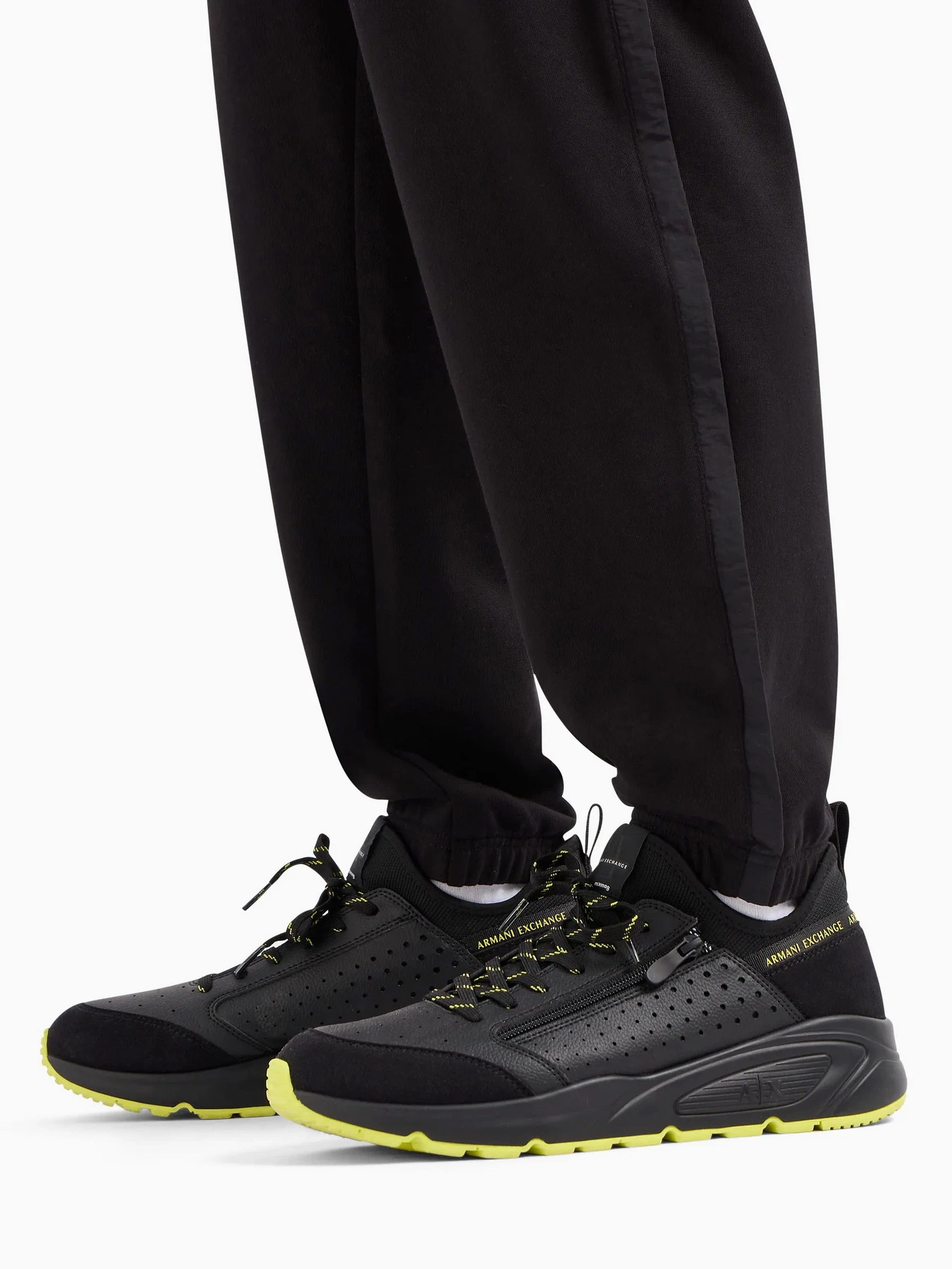 Брюки Armani Exchange модель 3DZPJA-ZJDPZ-1200 Брюки Armani Exchange модель 3DZPJA-ZJDPZ-1200 Фото