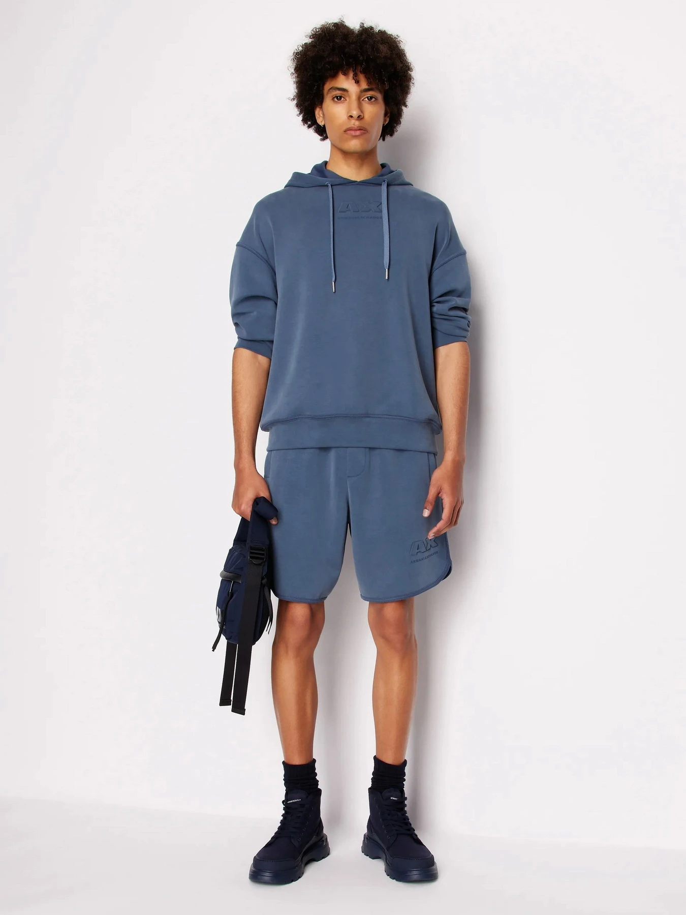 Шорты Armani Exchange модель 3DZSAA-ZJUBZ-45AM Шорты Armani Exchange модель 3DZSAA-ZJUBZ-45AM Фото