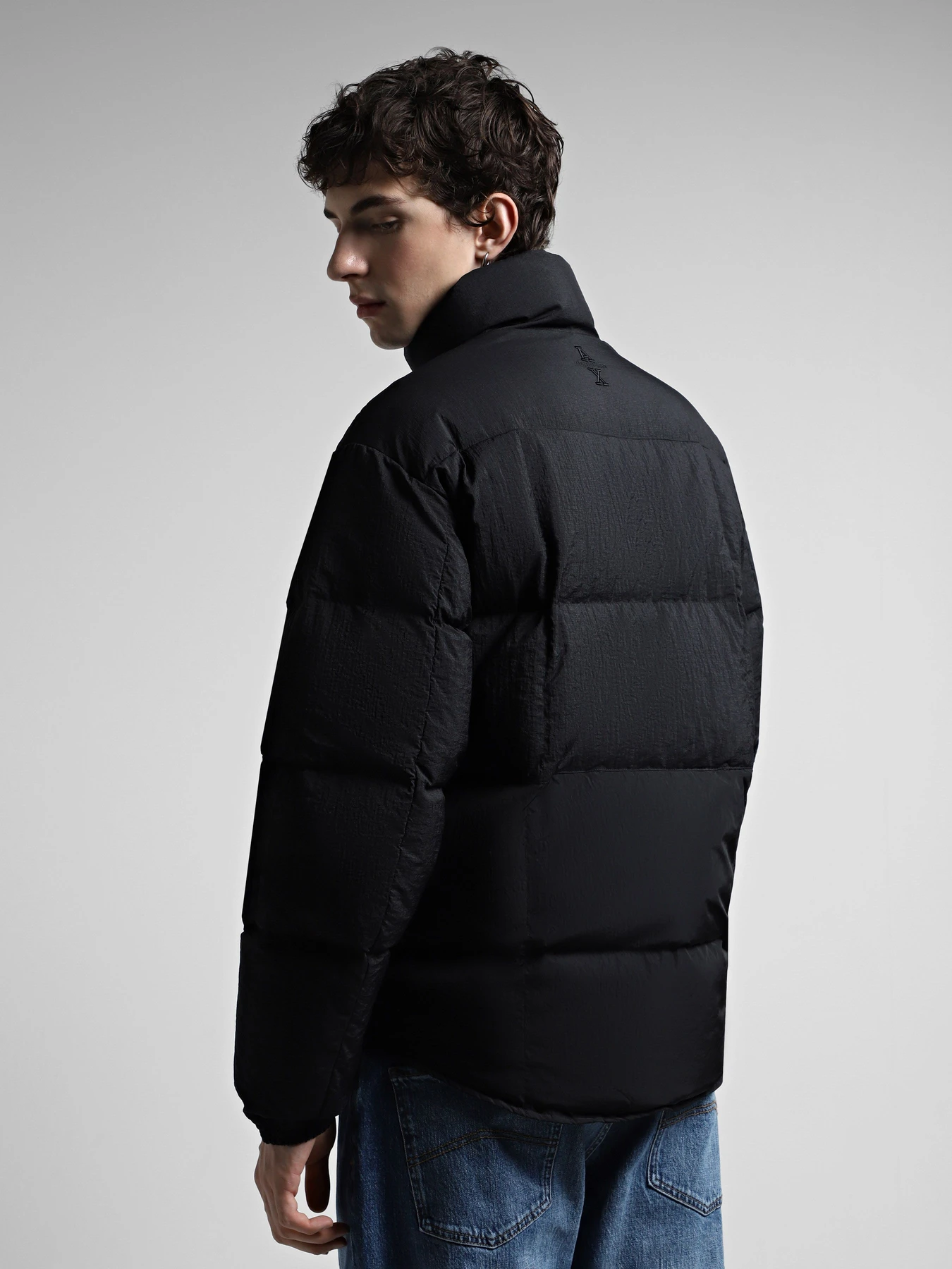 Куртки и дубленки Armani Exchange модель 6DZBL5-ZN5JZ-1200 Куртки и дубленки Armani Exchange модель 6DZBL5-ZN5JZ-1200 Фото