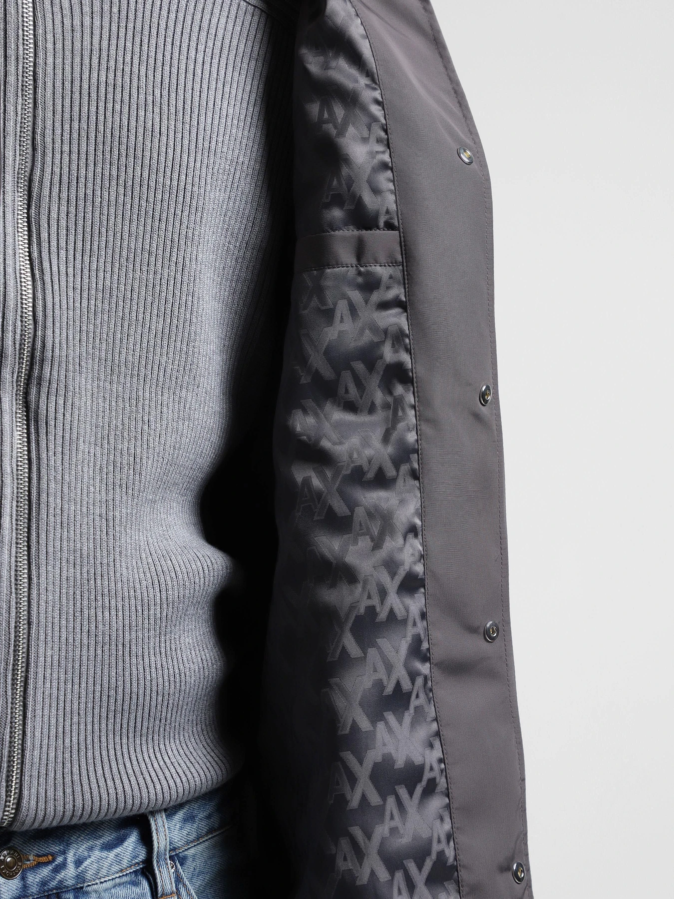 Куртки и дубленки Armani Exchange модель 6DZBL6-ZN5KZ-19AA Куртки и дубленки Armani Exchange модель 6DZBL6-ZN5KZ-19AA Фото