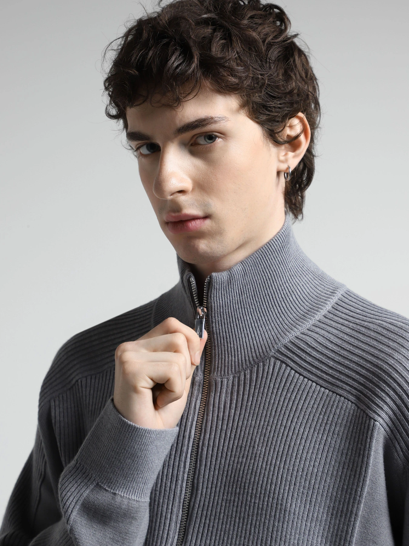 Свитры и кардиганы Armani Exchange модель 6DZE6G-ZM5BZ-19AA Свитры и кардиганы Armani Exchange модель 6DZE6G-ZM5BZ-19AA Фото