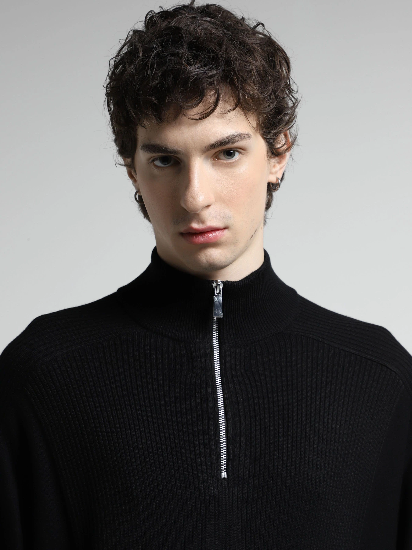 Светри та кардигани Armani Exchange модель 6DZM6L-ZM5BZ-1200 Светри та кардигани Armani Exchange модель 6DZM6L-ZM5BZ-1200 Фото
