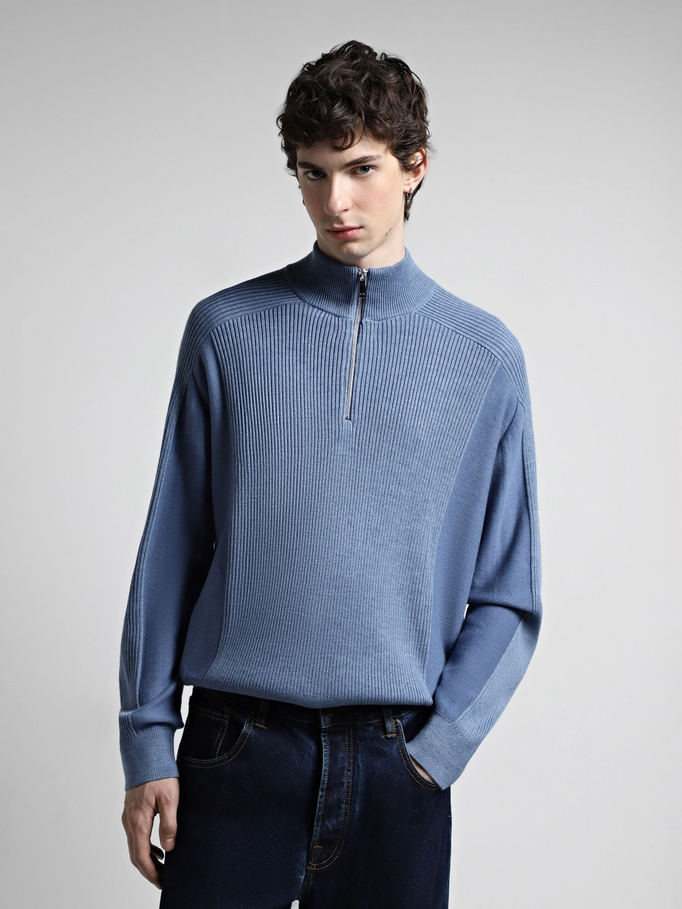 Свитры и кардиганы Armani Exchange модель 6DZM6L-ZM5BZ-15DU Свитры и кардиганы Armani Exchange модель 6DZM6L-ZM5BZ-15DU Фото