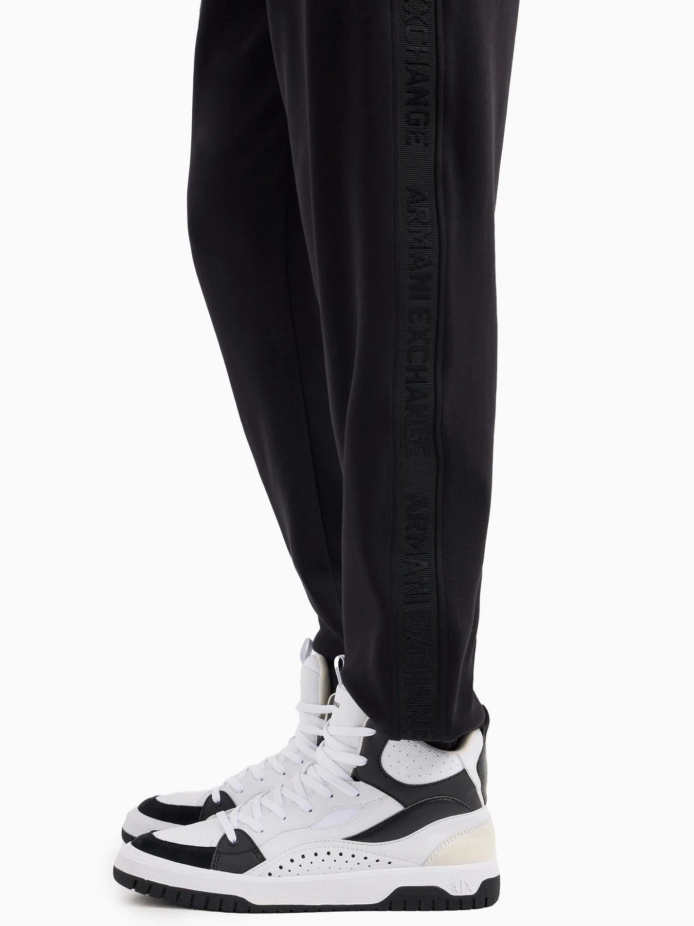 Брюки Armani Exchange модель 6DZPLC-ZJNNZ-1200 Брюки Armani Exchange модель 6DZPLC-ZJNNZ-1200 Фото