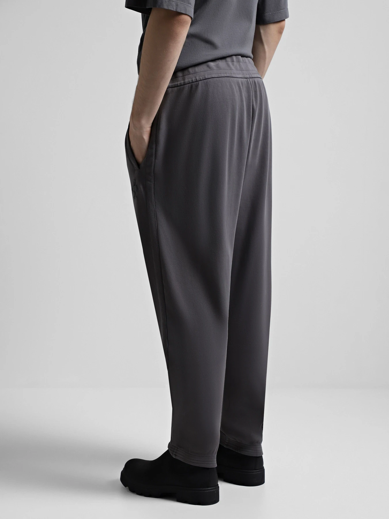 Брюки Armani Exchange модель 6DZPLK-ZJNOZ-19AA Брюки Armani Exchange модель 6DZPLK-ZJNOZ-19AA Фото