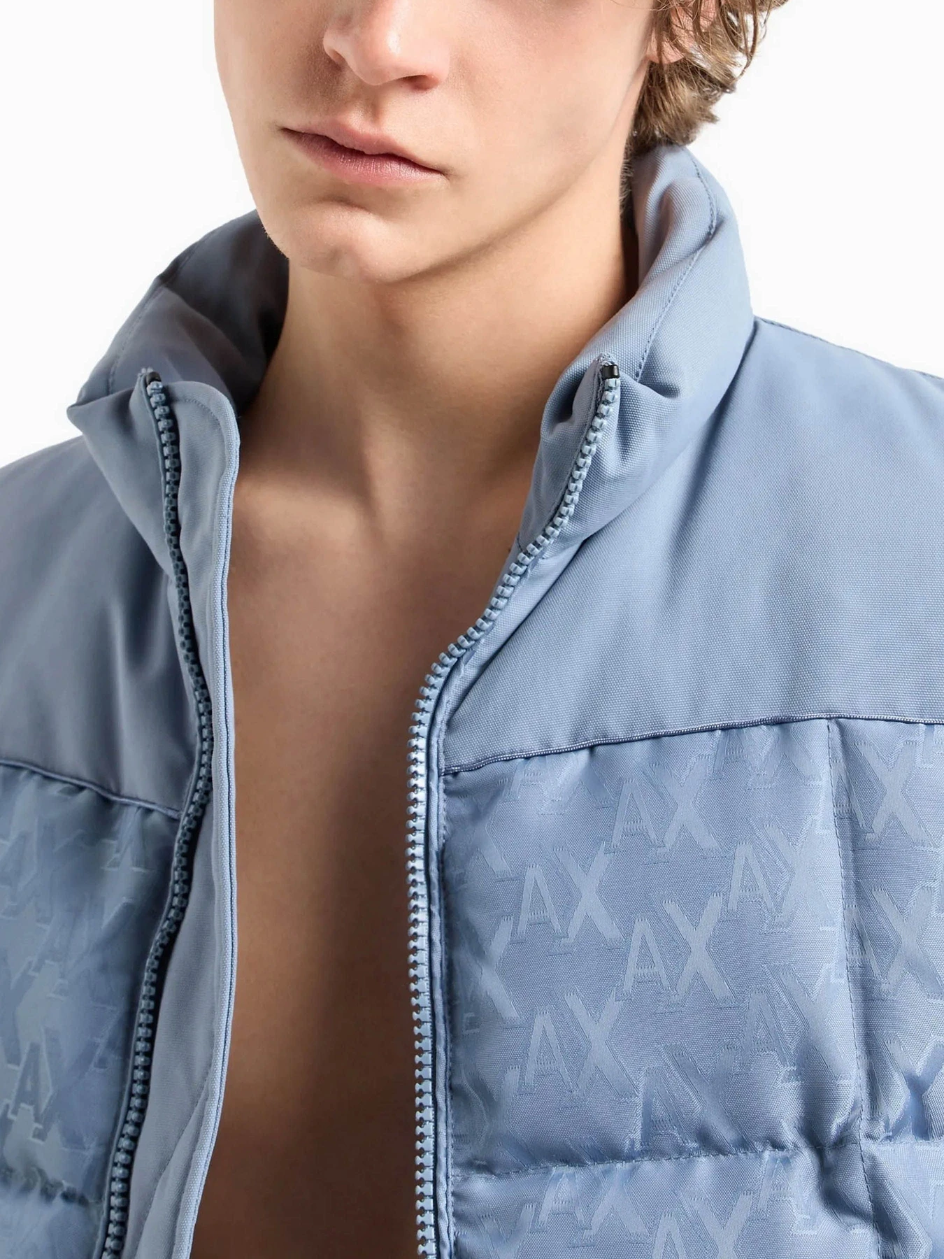 Куртки и дубленки Armani Exchange модель 6DZQL1-ZN5GZ-15DU Куртки и дубленки Armani Exchange модель 6DZQL1-ZN5GZ-15DU Фото
