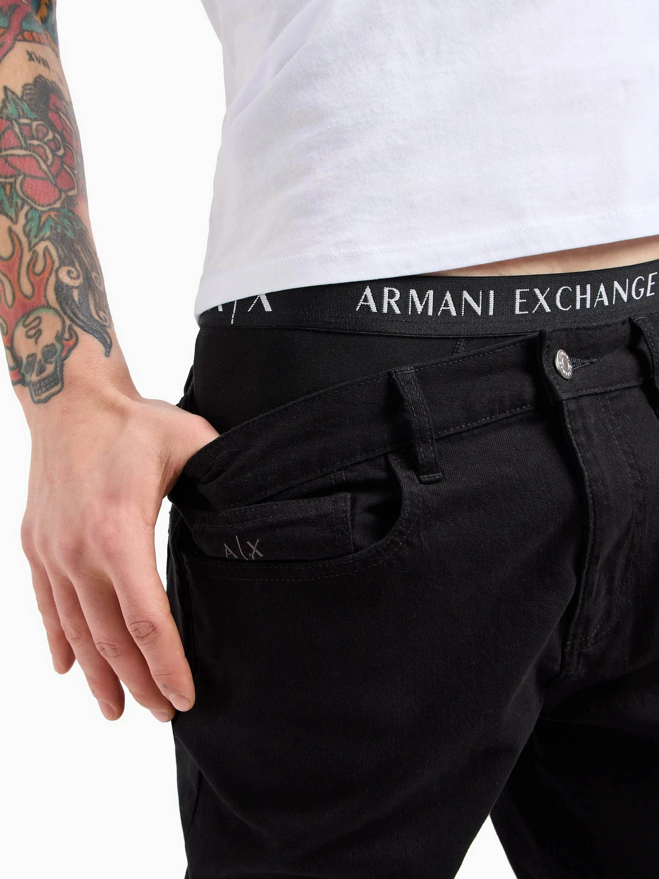 Джинсы Armani Exchange модель 8NZJ13-Z2SBZ-1200 Джинсы Armani Exchange модель 8NZJ13-Z2SBZ-1200 Фото