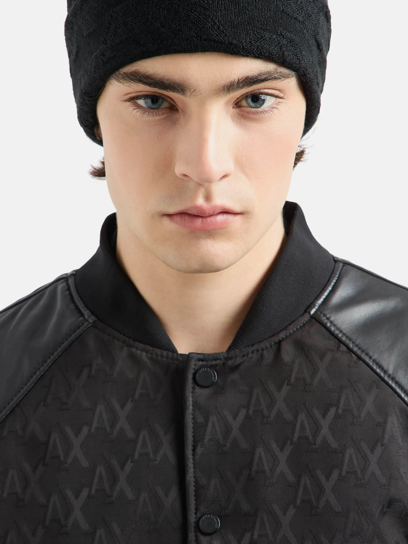 Куртки та дублянки Armani Exchange модель XM000002-AF10114-UC001 Куртки та дублянки Armani Exchange модель XM000002-AF10114-UC001 Фото