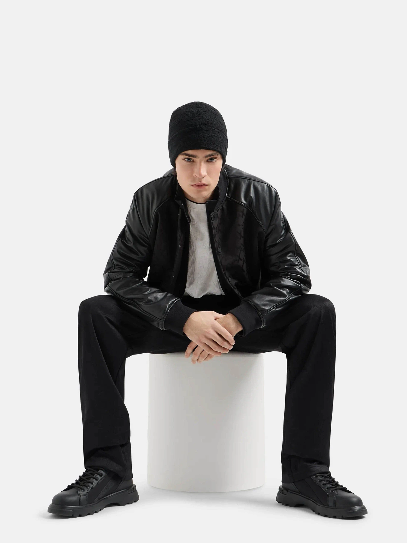 Куртки та дублянки Armani Exchange модель XM000002-AF10114-UC001 Куртки та дублянки Armani Exchange модель XM000002-AF10114-UC001 Фото