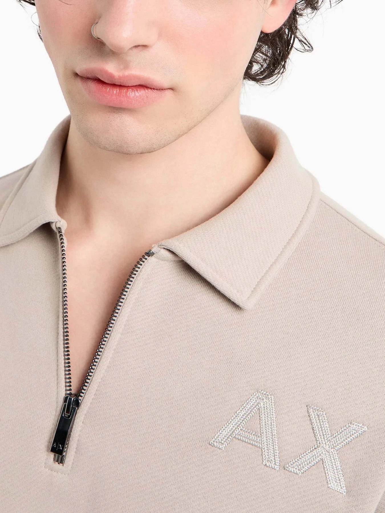 Худи и свитшоты Armani Exchange модель 6DZMAB-ZJKAZ-17AB Худи и свитшоты Armani Exchange модель 6DZMAB-ZJKAZ-17AB Фото