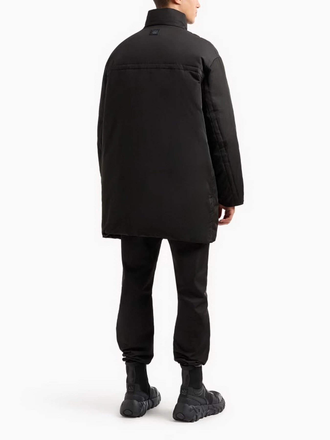 Куртки та дублянки Armani Exchange модель XM000034-AF10324-UC001 Фото