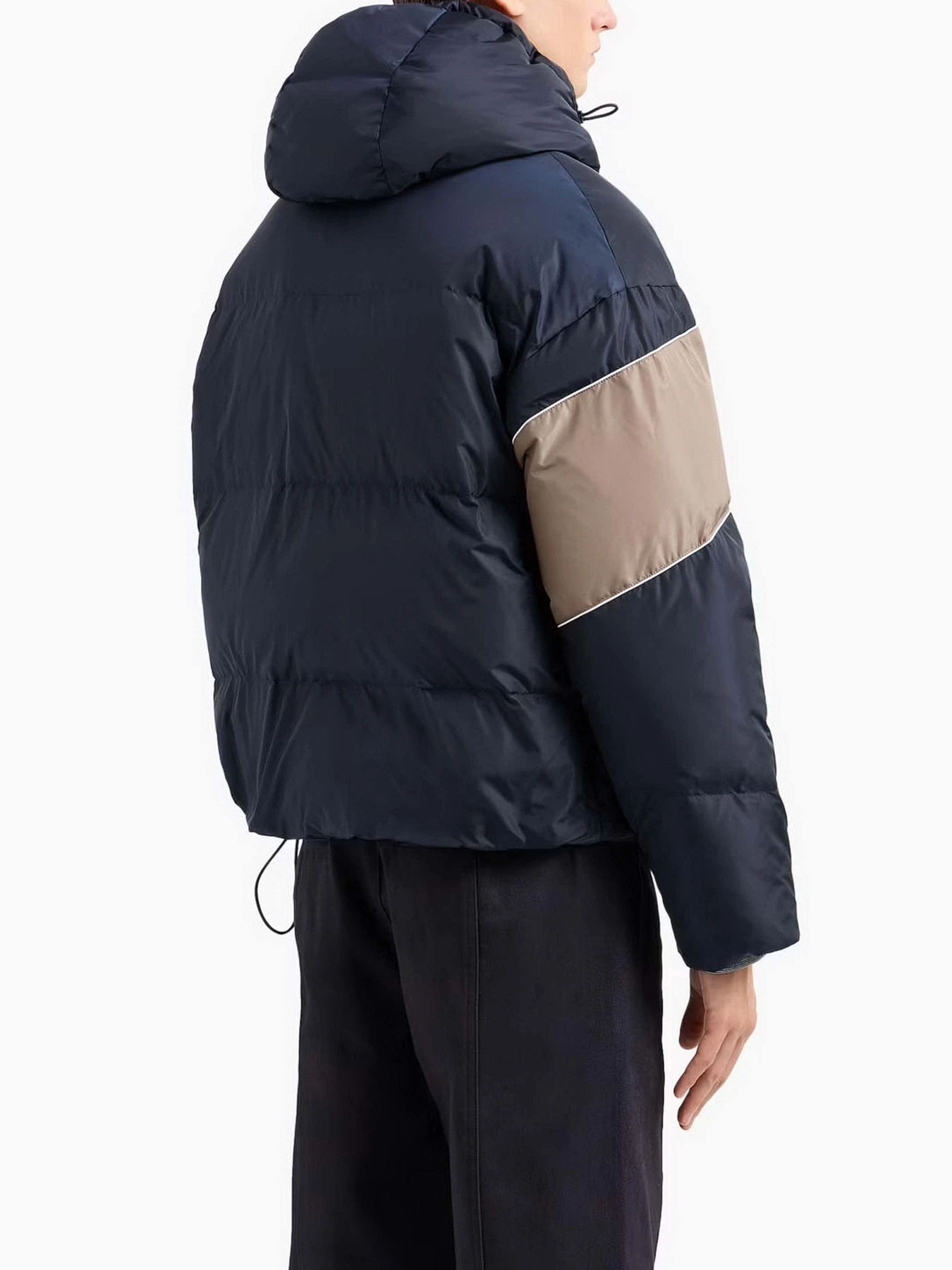 Куртки и дубленки Armani Exchange модель 6DZB27-ZN4XZ-1510 Куртки и дубленки Armani Exchange модель 6DZB27-ZN4XZ-1510 Фото