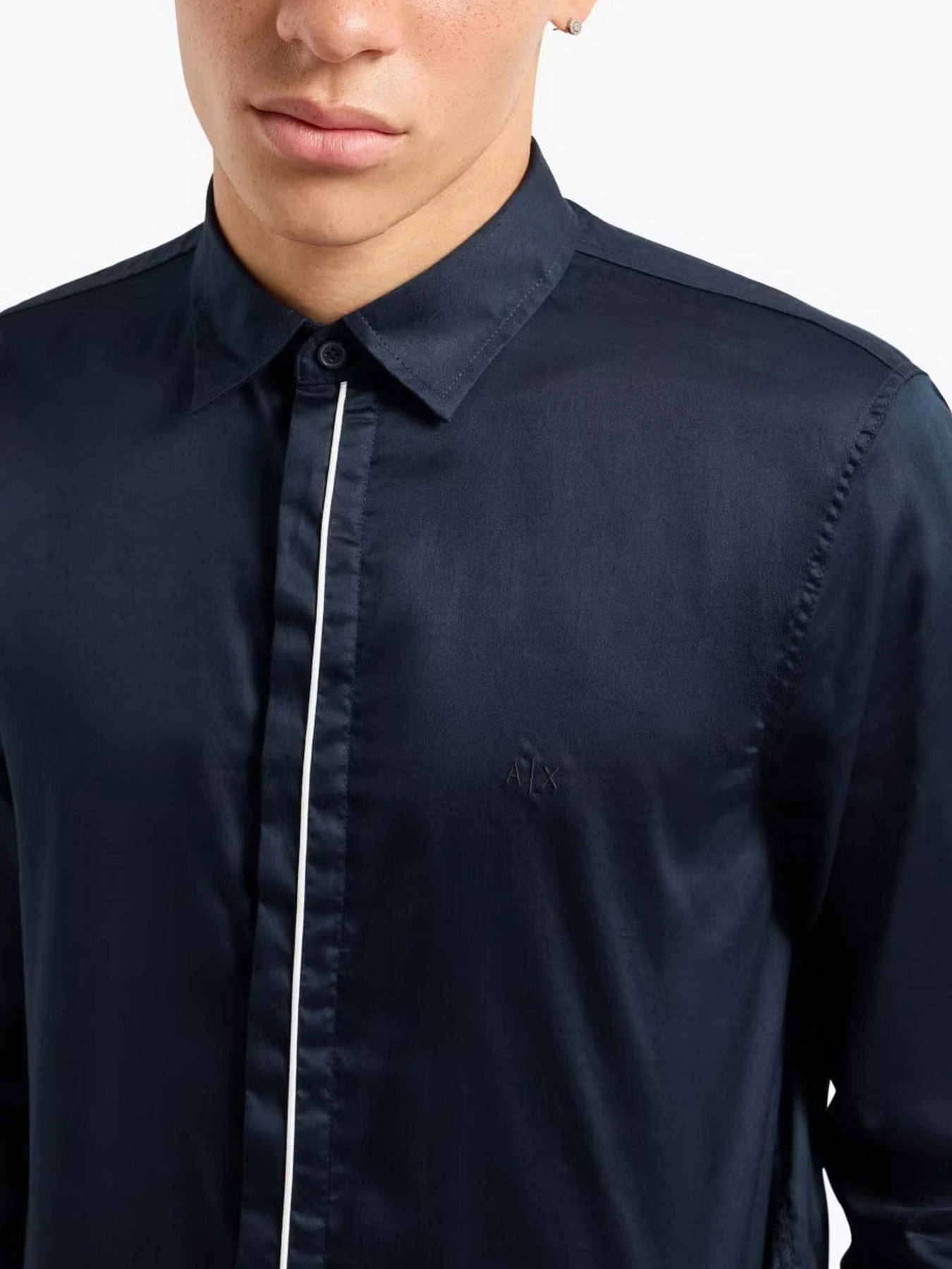 Сорочки Armani Exchange модель 6DZC27-ZNZRZ-1510 Сорочки Armani Exchange модель 6DZC27-ZNZRZ-1510 Фото