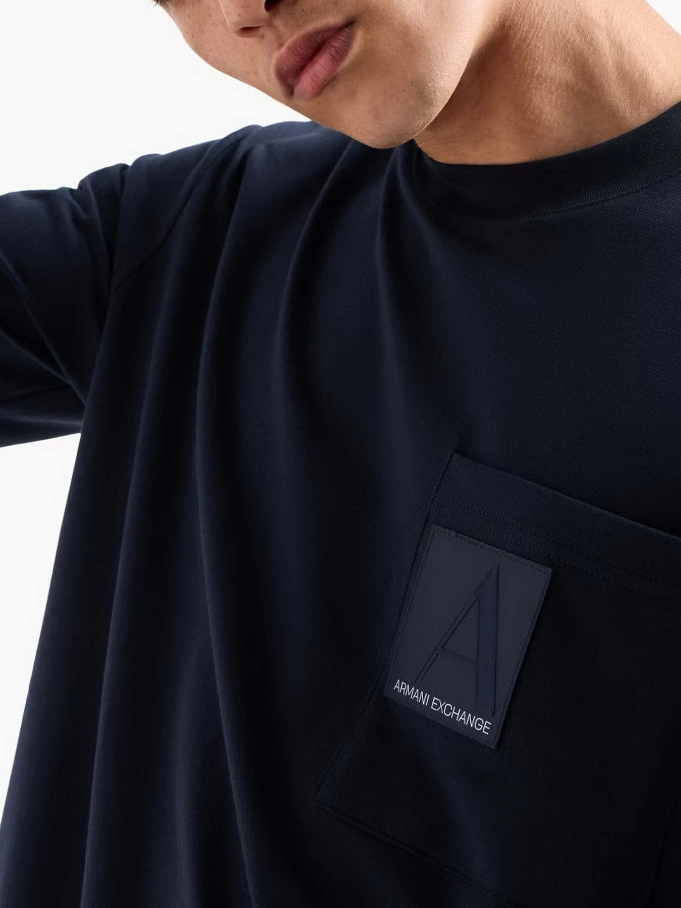 Футболки і поло Armani Exchange модель 6DZMJC-ZJXHZ-1510 Футболки і поло Armani Exchange модель 6DZMJC-ZJXHZ-1510 Фото