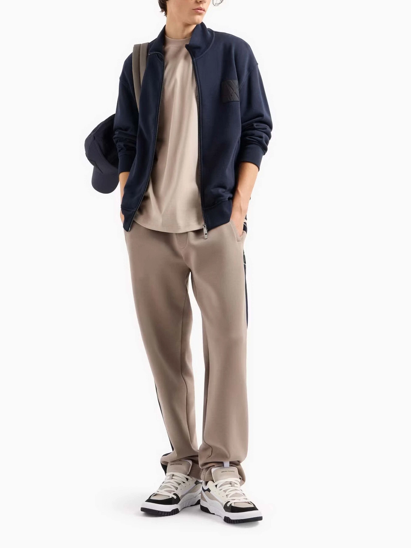Футболки і поло Armani Exchange модель 6DZMJF-ZJLFZ-17AB Футболки і поло Armani Exchange модель 6DZMJF-ZJLFZ-17AB Фото