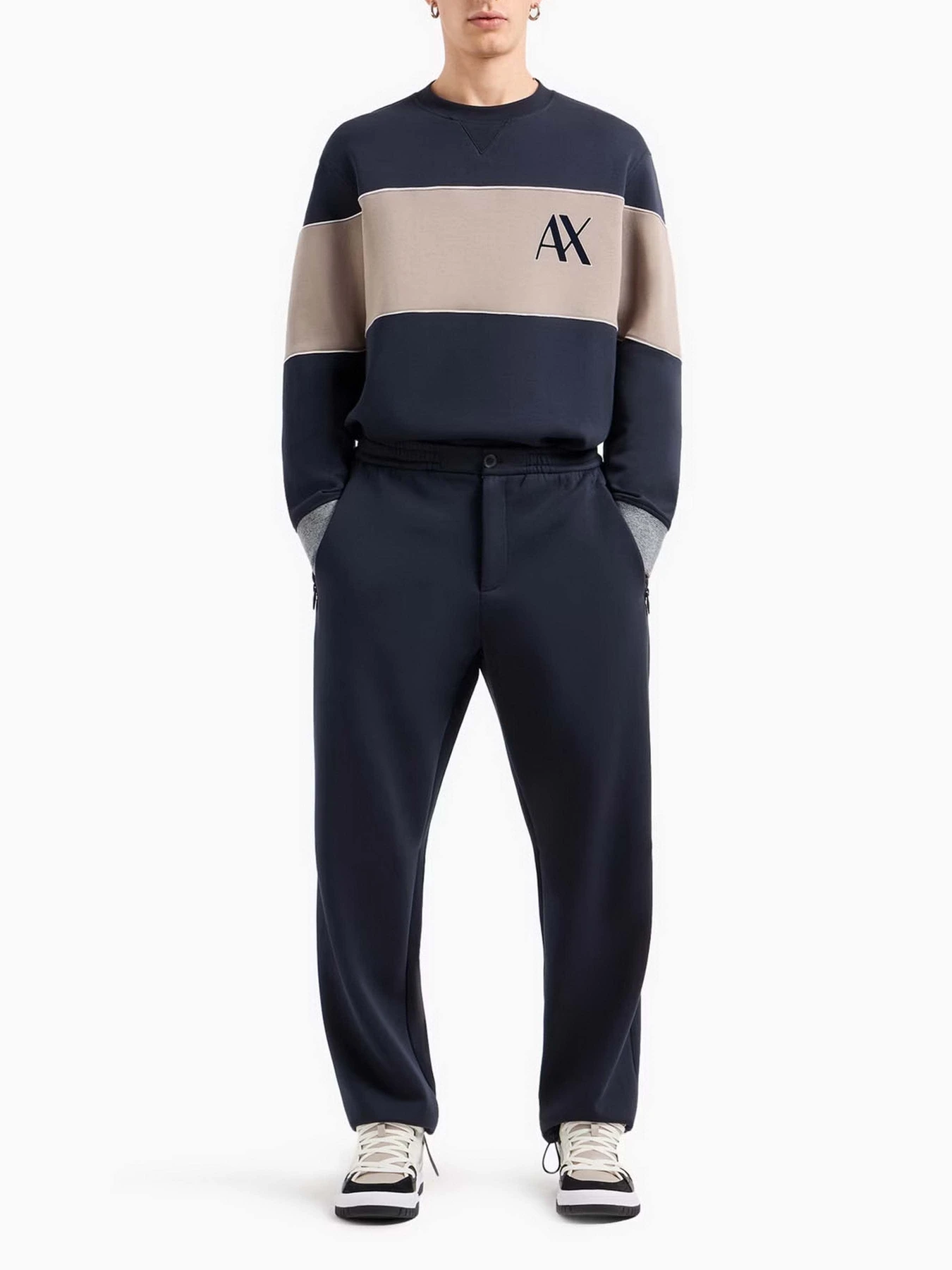 Худи и свитшоты Armani Exchange модель 6DZMJM-ZJZGZ-1510 Худи и свитшоты Armani Exchange модель 6DZMJM-ZJZGZ-1510 Фото