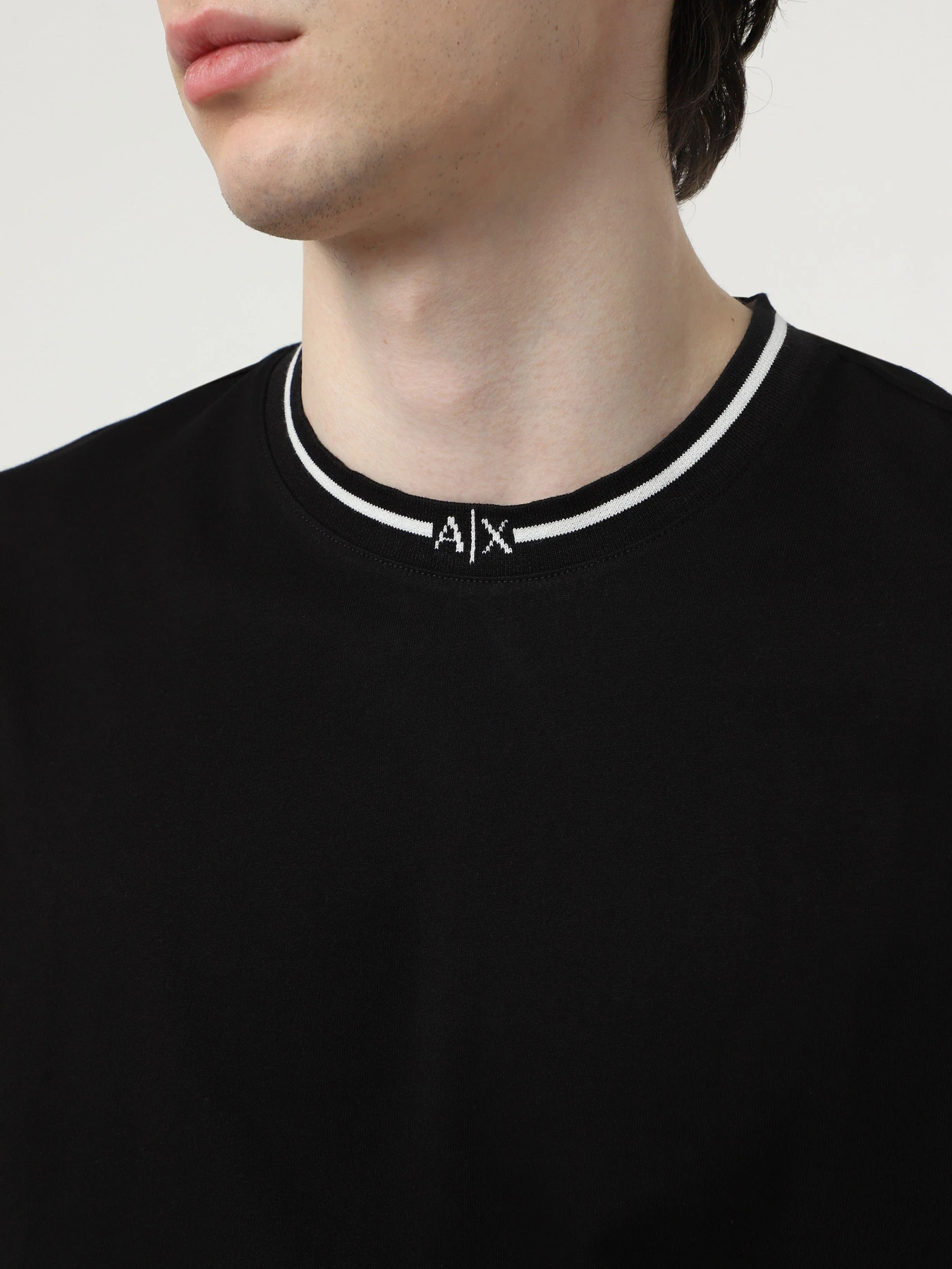 Футболки и поло Armani Exchange модель 6DZTH7-ZJLFZ-42AT Футболки и поло Armani Exchange модель 6DZTH7-ZJLFZ-42AT Фото