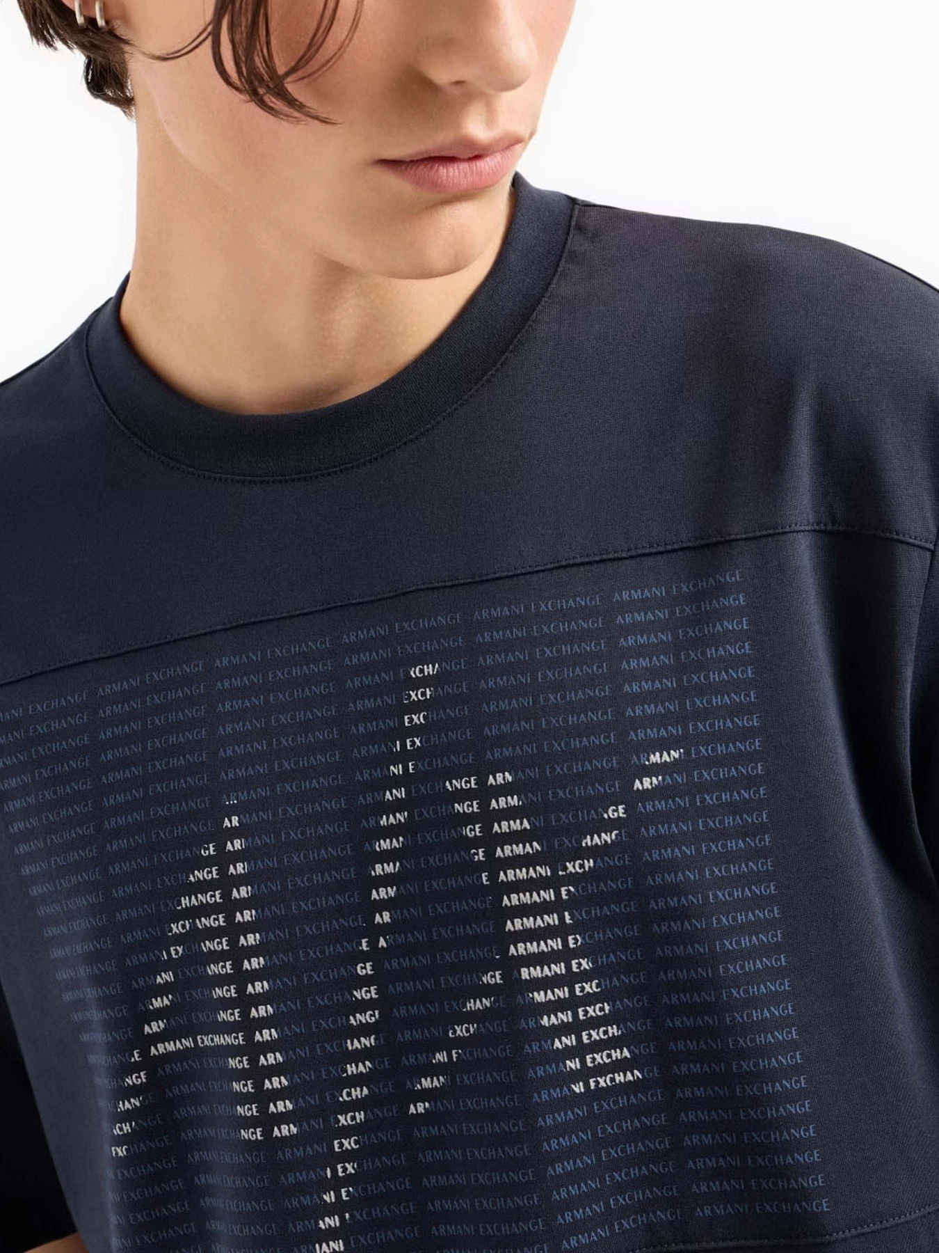 Футболки и поло Armani Exchange модель 6DZTJD-ZJBYZ-1510 Футболки и поло Armani Exchange модель 6DZTJD-ZJBYZ-1510 Фото