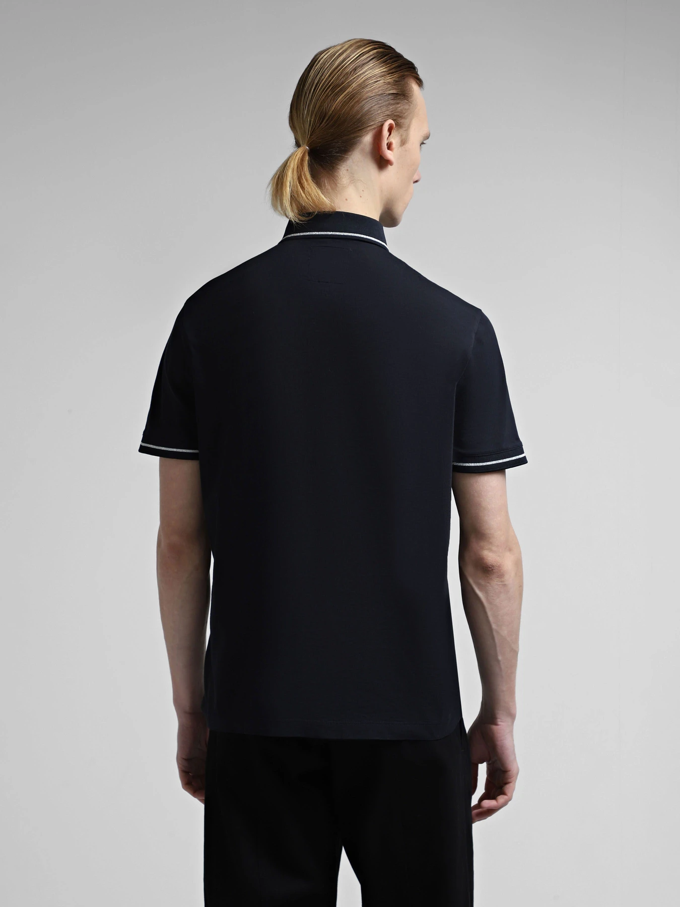 Футболки и поло Armani Exchange Icon Project модель 8NZFPQ-ZJH4Z-1510 Футболки и поло Armani Exchange Icon Project модель 8NZFPQ-ZJH4Z-1510 Фото
