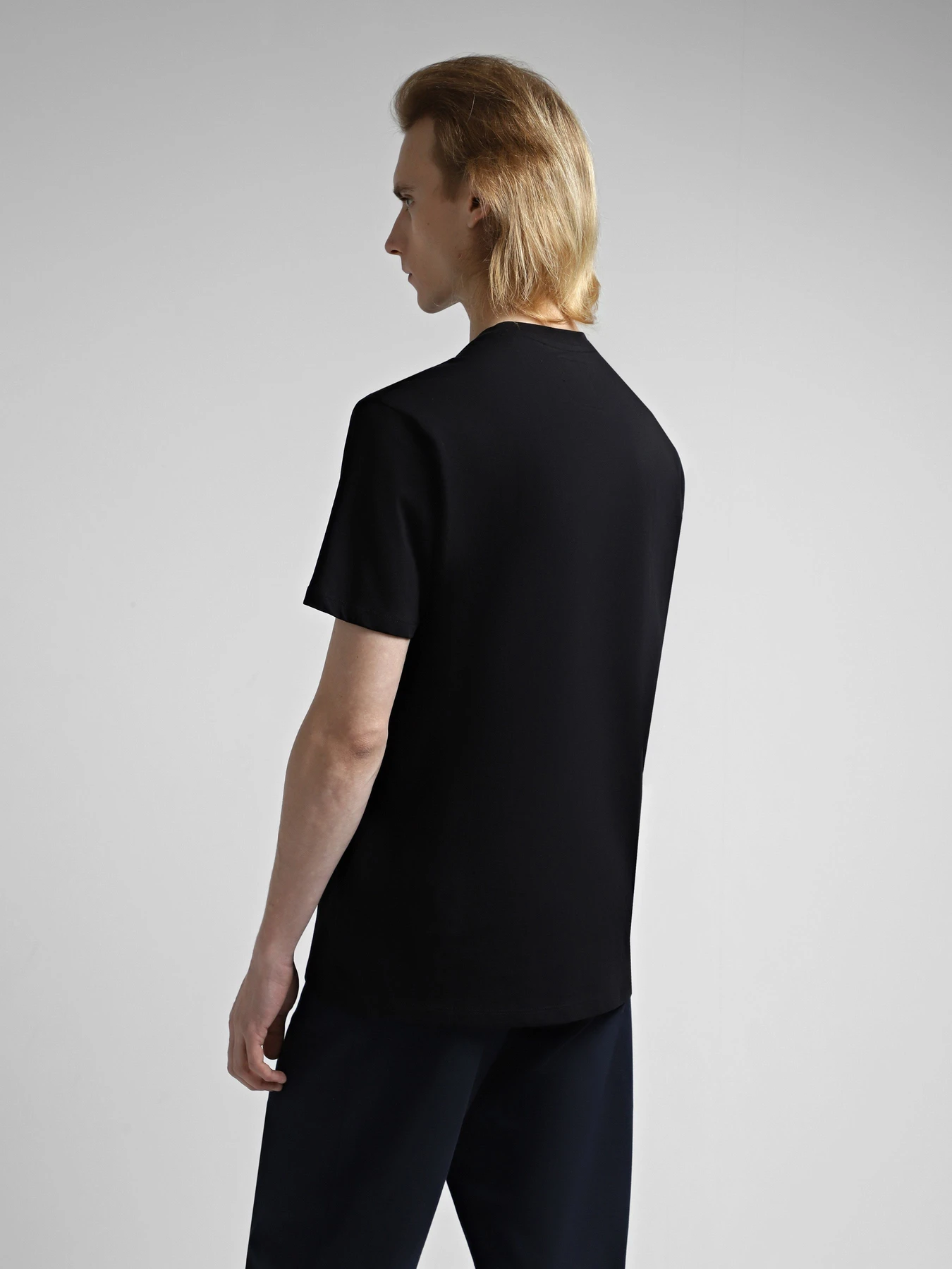 Футболки і поло Armani Exchange Icon Project модель 8NZTPR-ZJH4Z-5237 Футболки і поло Armani Exchange Icon Project модель 8NZTPR-ZJH4Z-5237 Фото