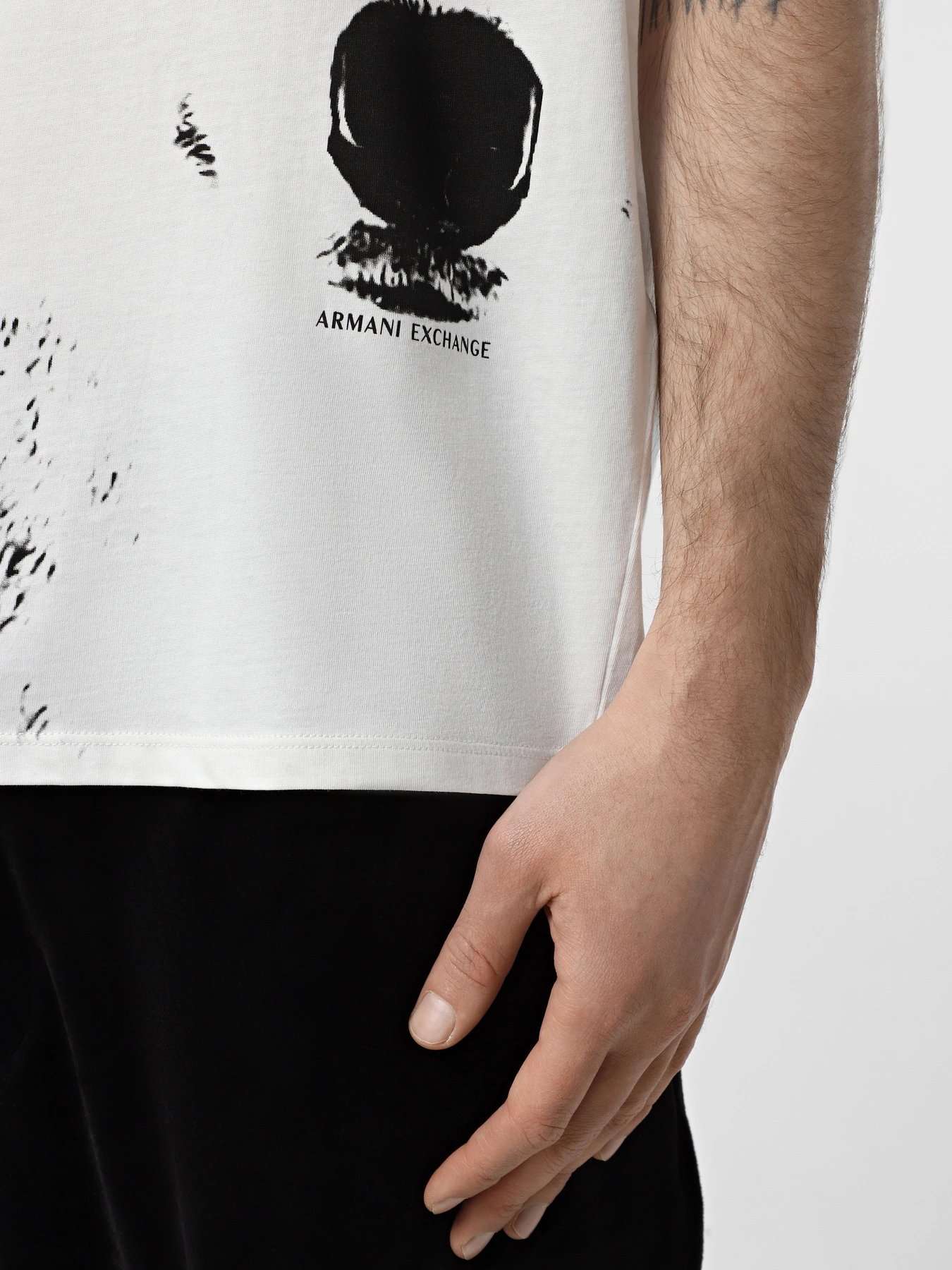 Футболки і поло Armani Exchange модель XM000043-AF10334-M0012 Футболки і поло Armani Exchange модель XM000043-AF10334-M0012 Фото