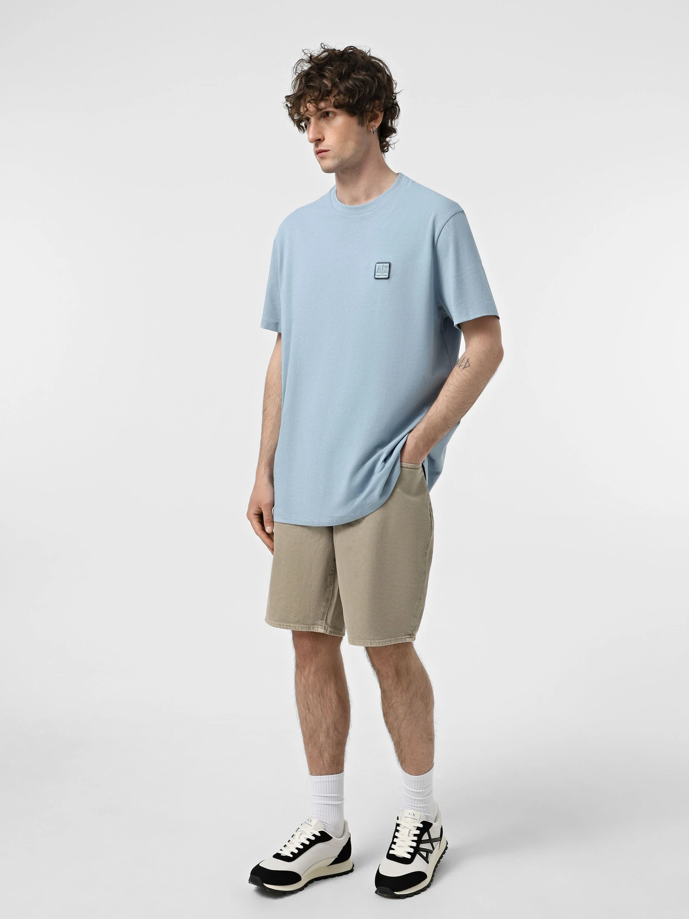 Шорты Armani Exchange модель XM000073-AF13099-U6167 Шорты Armani Exchange модель XM000073-AF13099-U6167 Фото