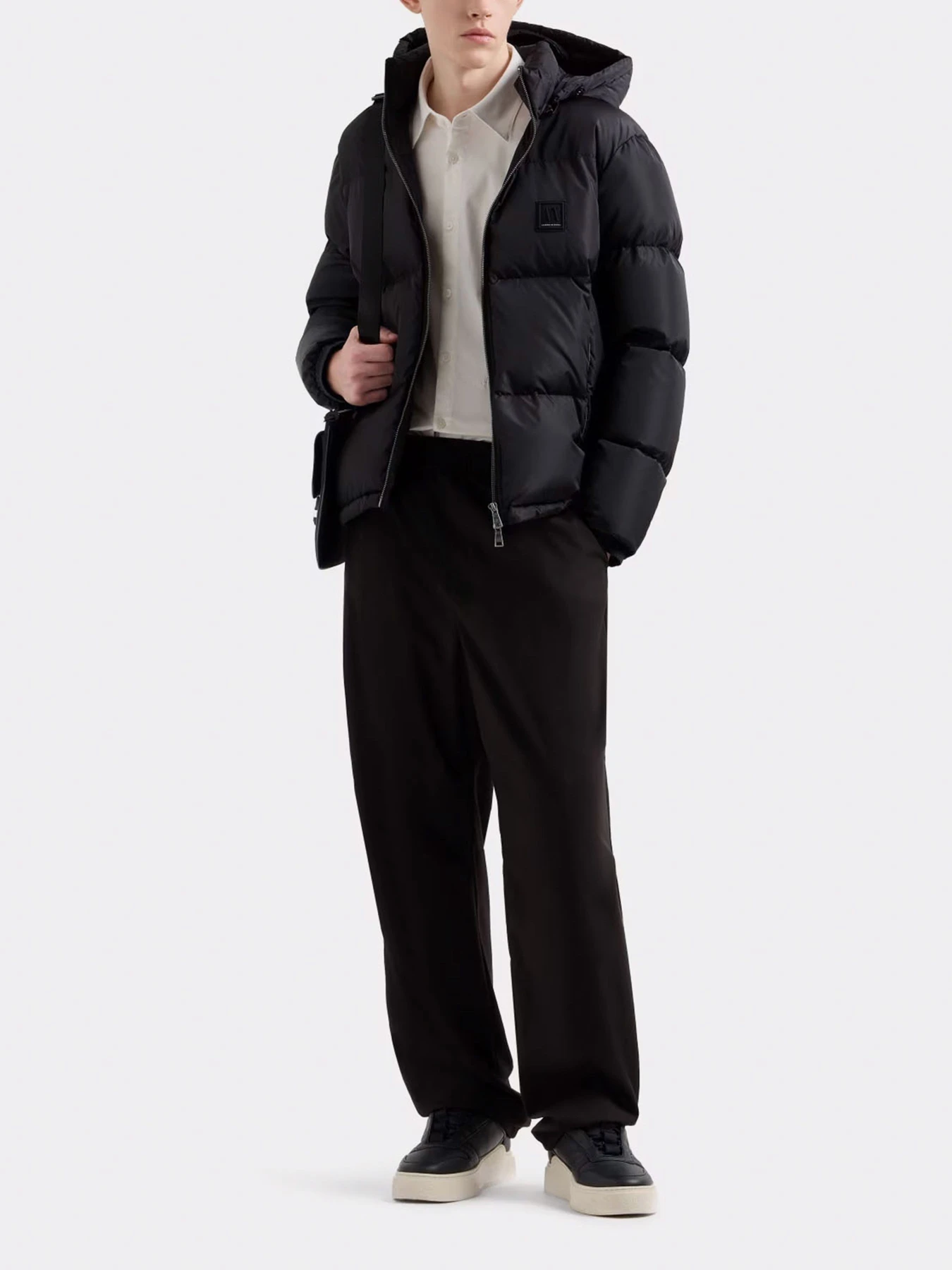 Рубашки Armani Exchange модель XM000339-AF10192-U0009 Фото