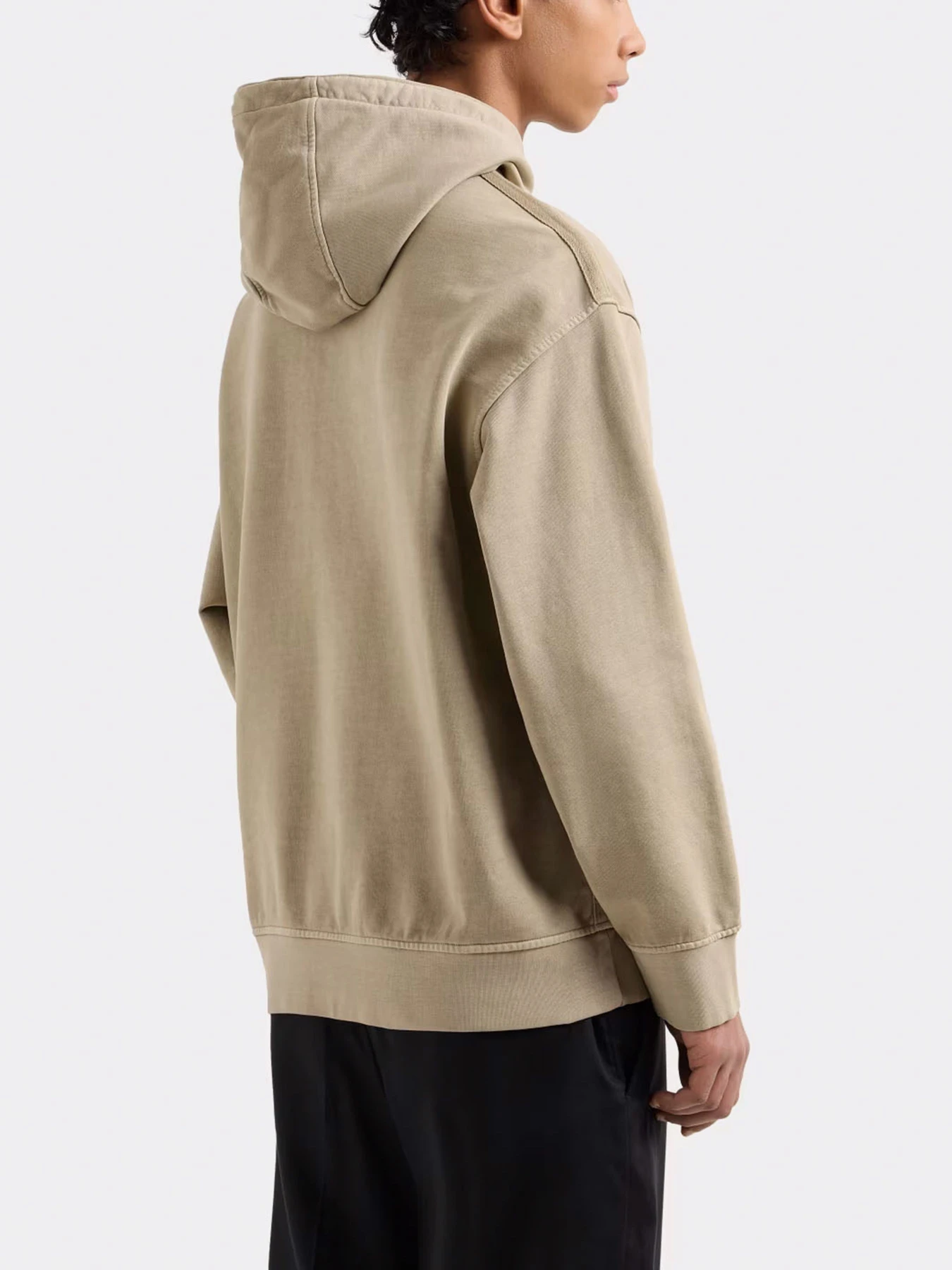 Худи и свитшоты Armani Exchange модель XM000507-AF13050-U6167 Худи и свитшоты Armani Exchange модель XM000507-AF13050-U6167 Фото