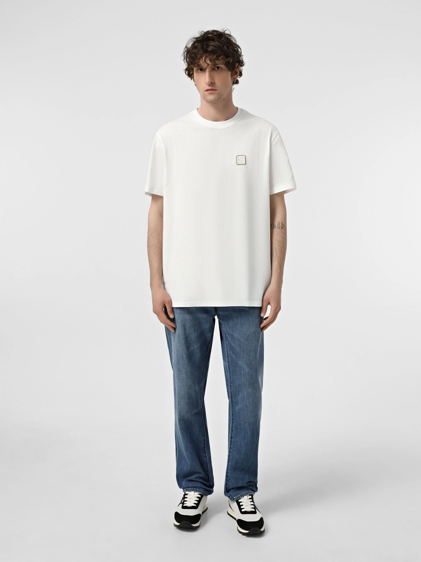 Джинсы Armani Exchange модель XM000069-AF13362-MB002 Джинсы Armani Exchange модель XM000069-AF13362-MB002 Фото