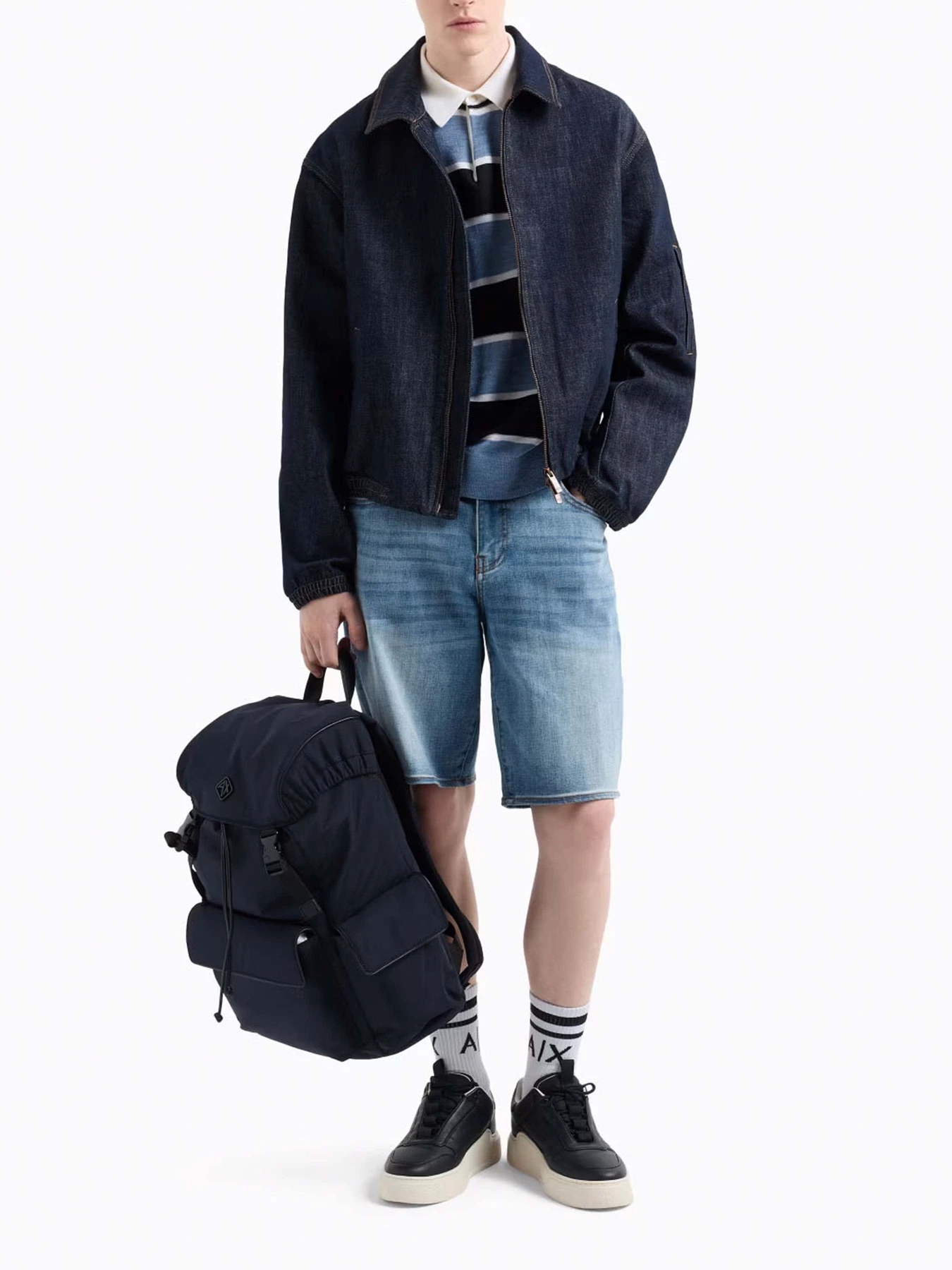 Шорты Armani Exchange модель XM000073-AF13331-MB001 Фото