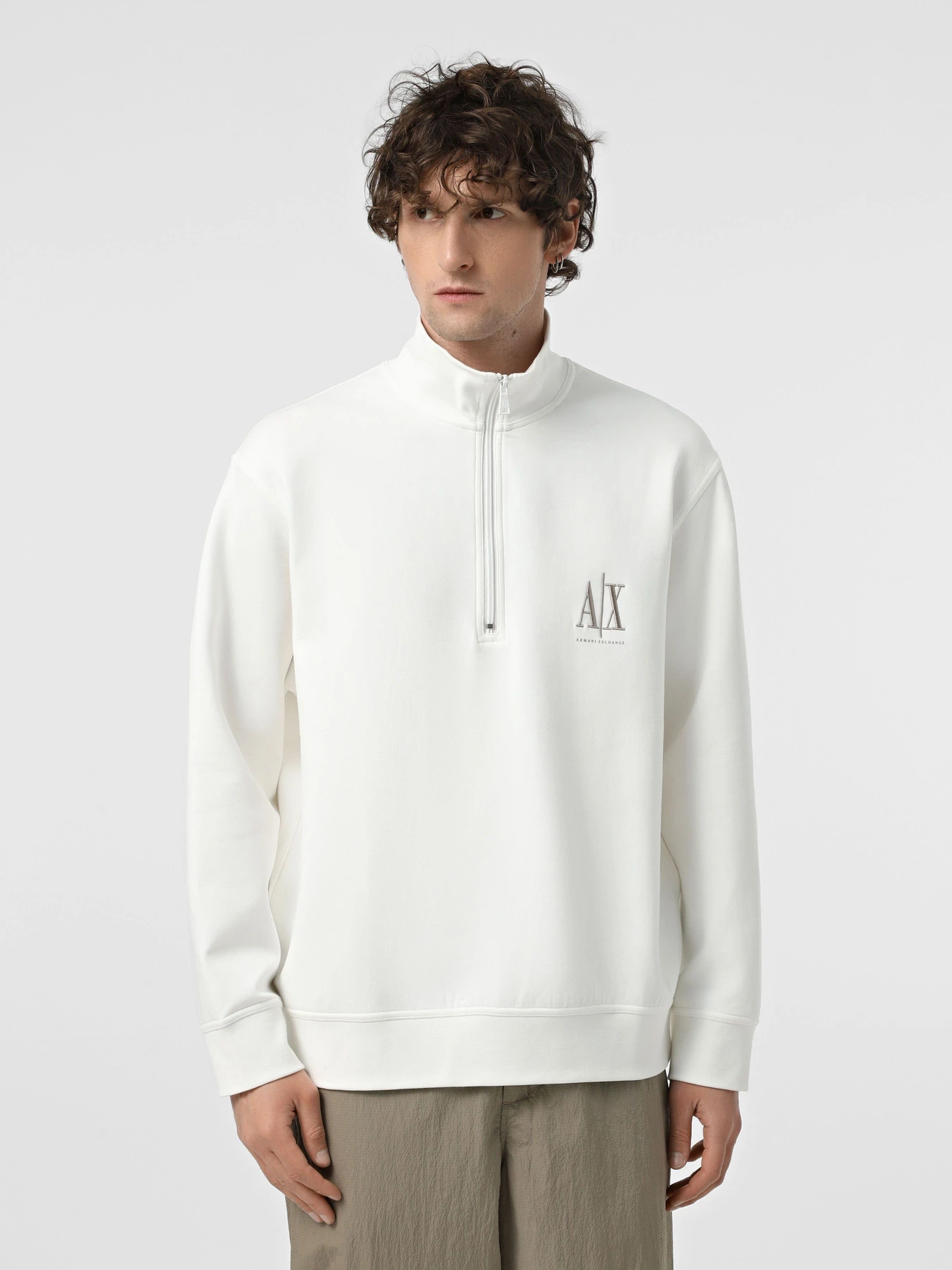 Худи и свитшоты Armani Exchange модель XM000370-AF10818-U0009 Худи и свитшоты Armani Exchange модель XM000370-AF10818-U0009 Фото